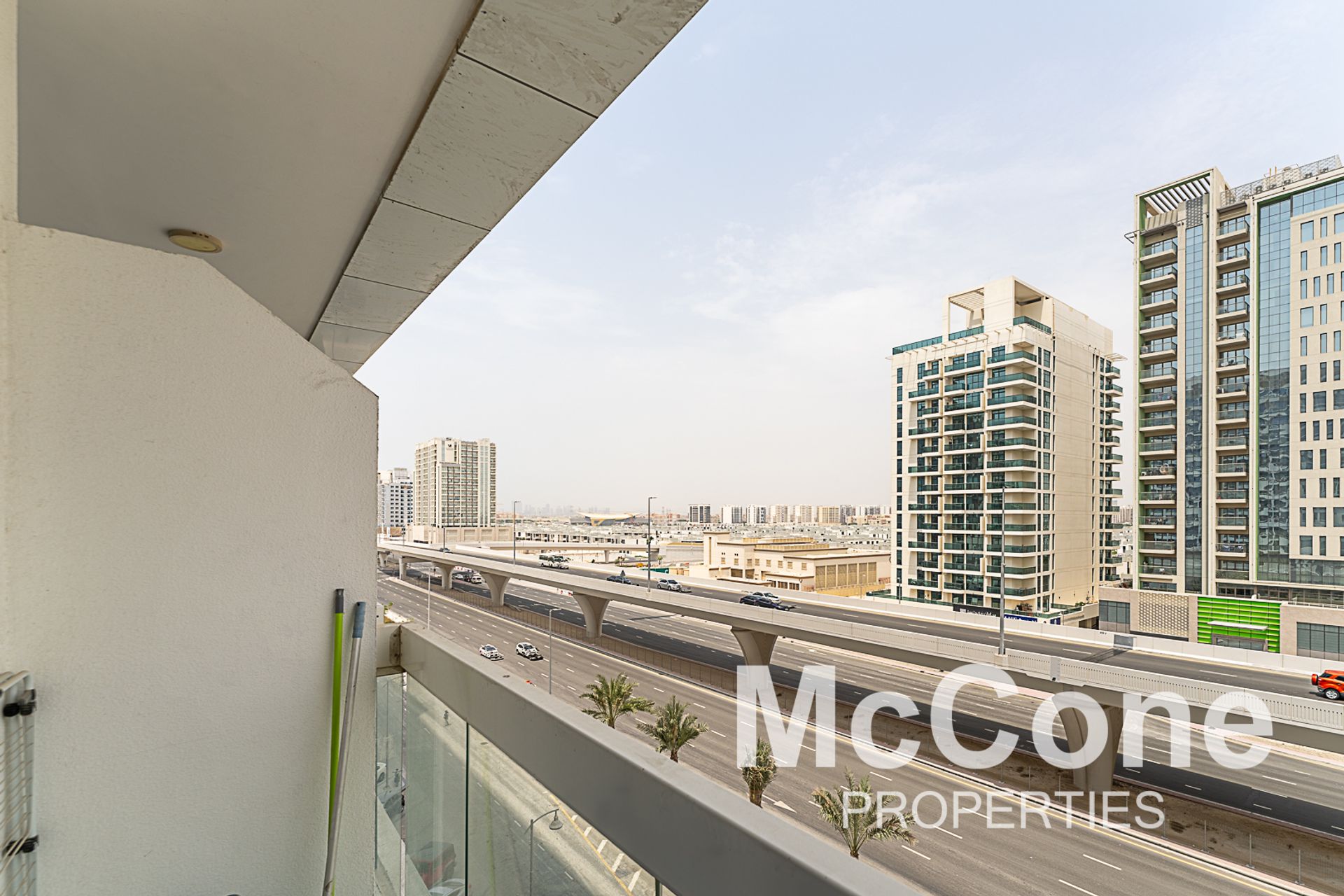 Condominium in Dubai, Dubai 12767156