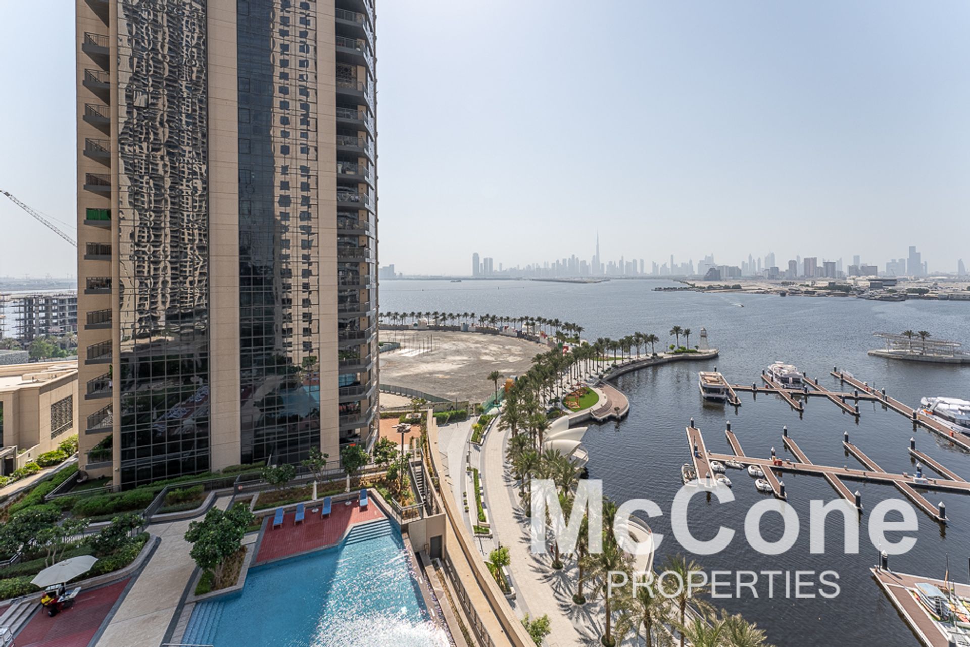 Condominio en دبي, دبي 12767310