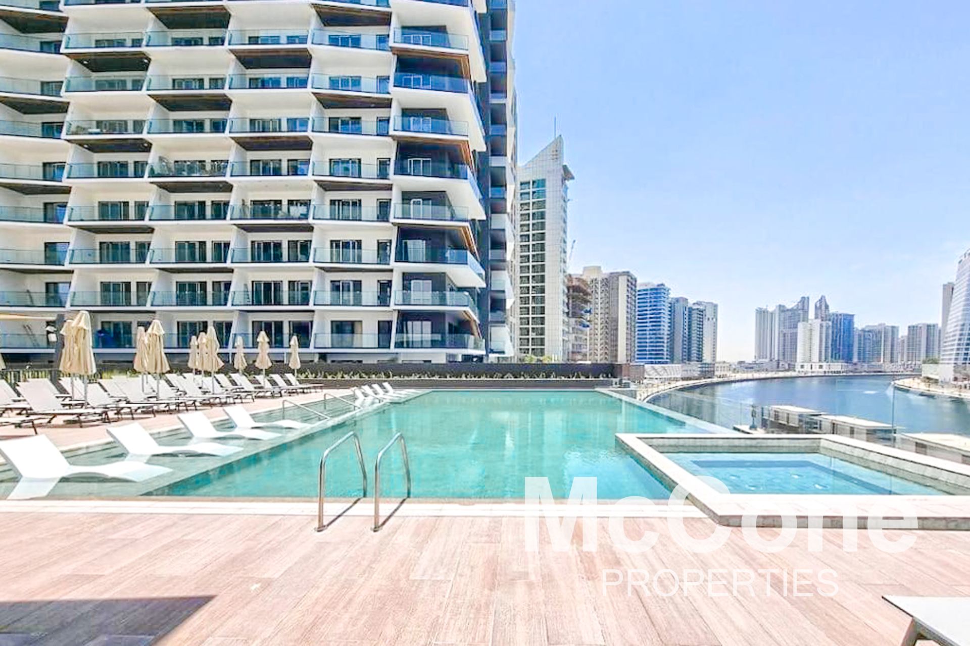 Condominium dans Dubai, Dubai 12767397