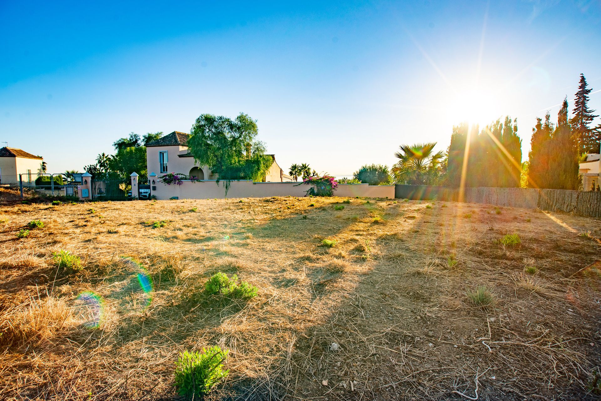 Land in Estepona, Andalucía 12767449