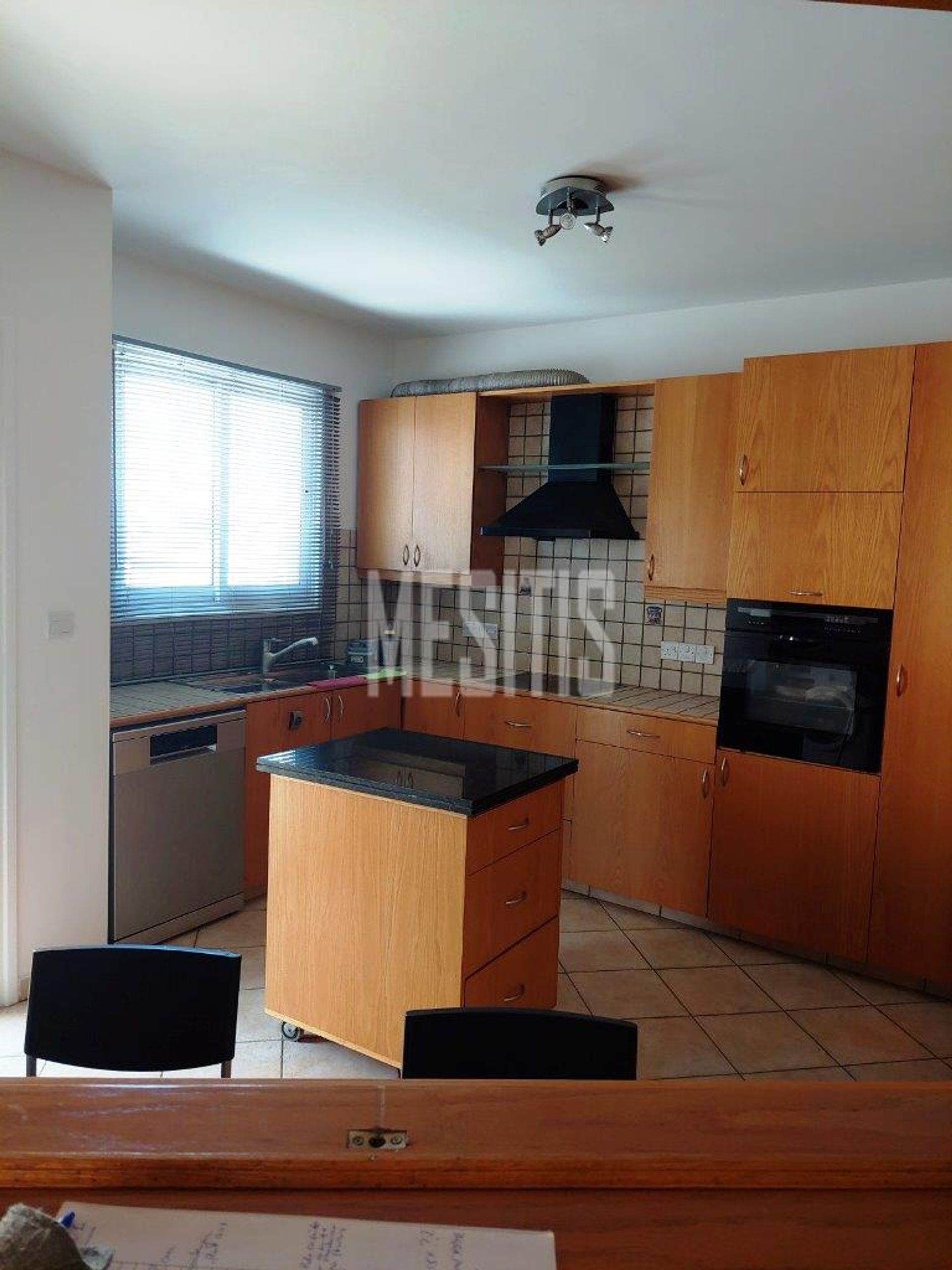 Condominio en Nicosia, Lefkosia 12767634