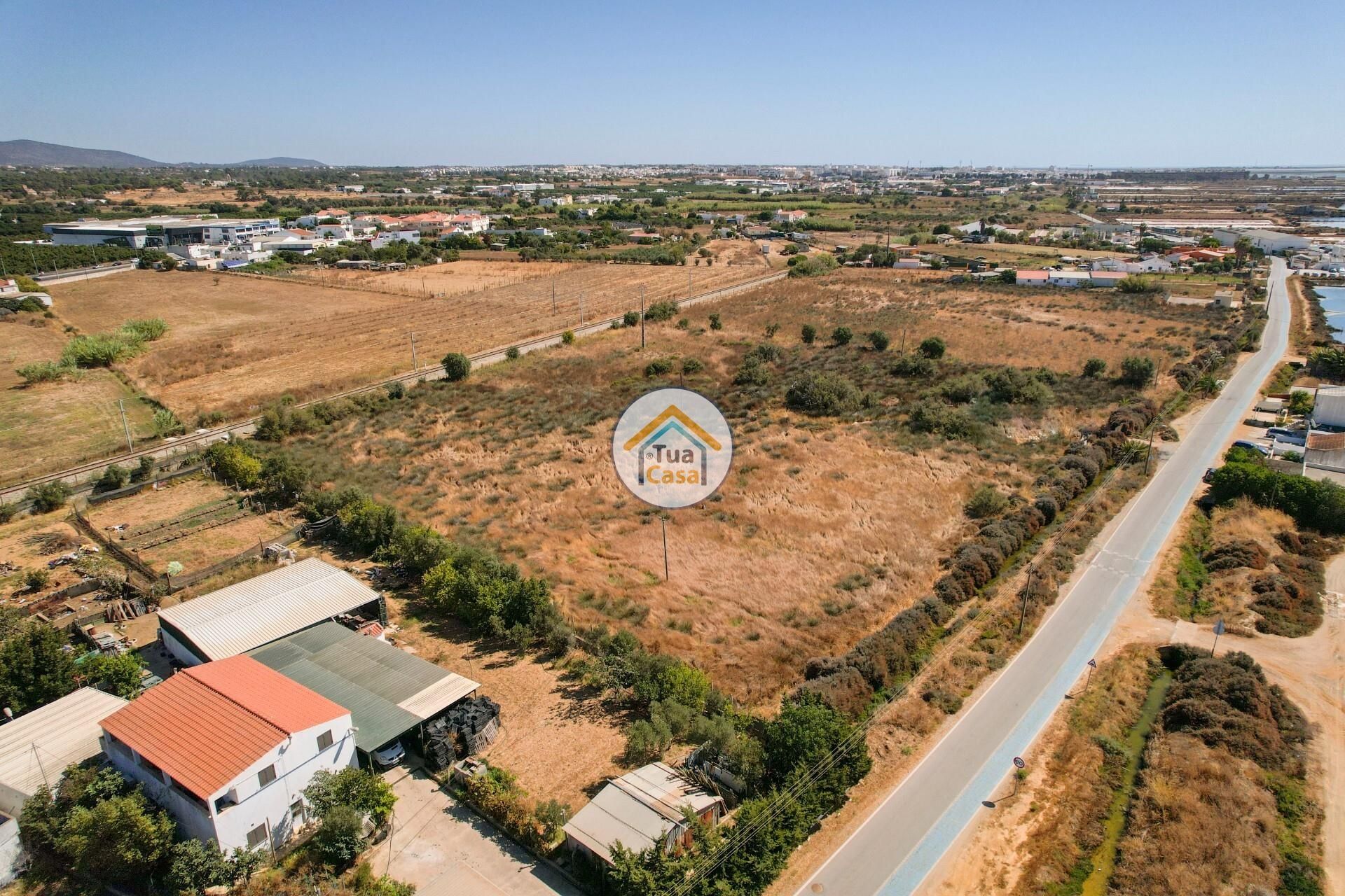 Land i Olhão, Faro District 12767780