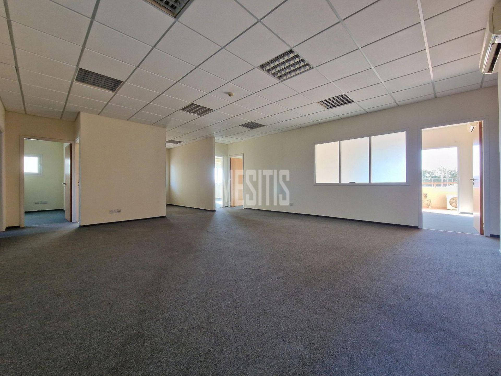 Office in Nicosia, Lefkosia 12767832