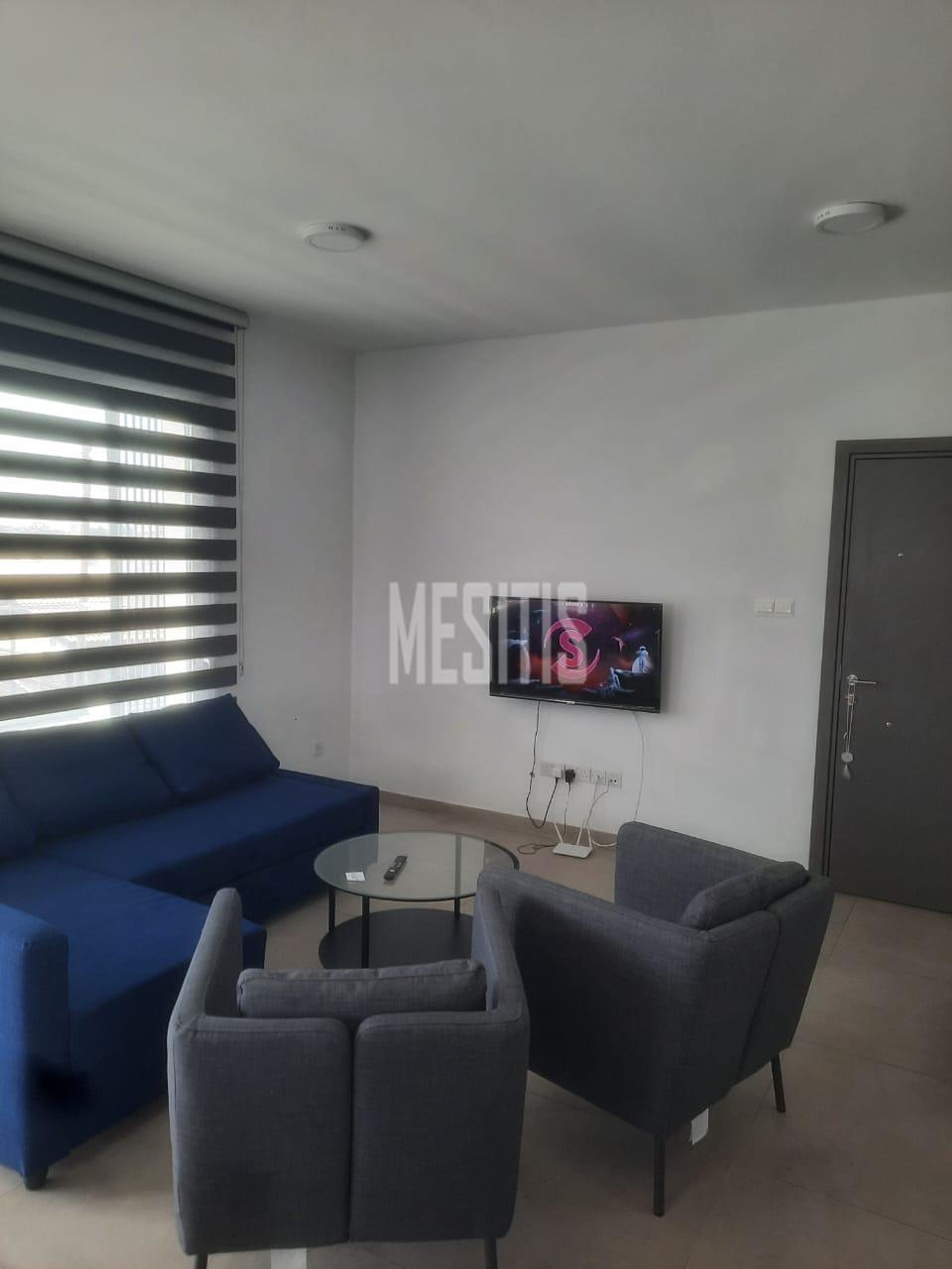 Condominio en Nicosia, Lefkosia 12768131