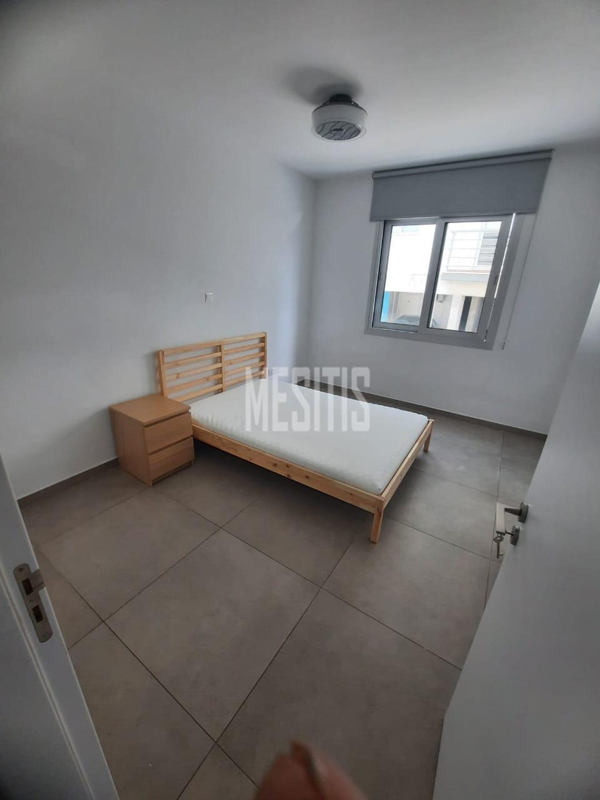 Condominio en Nicosia, Lefkosia 12768131