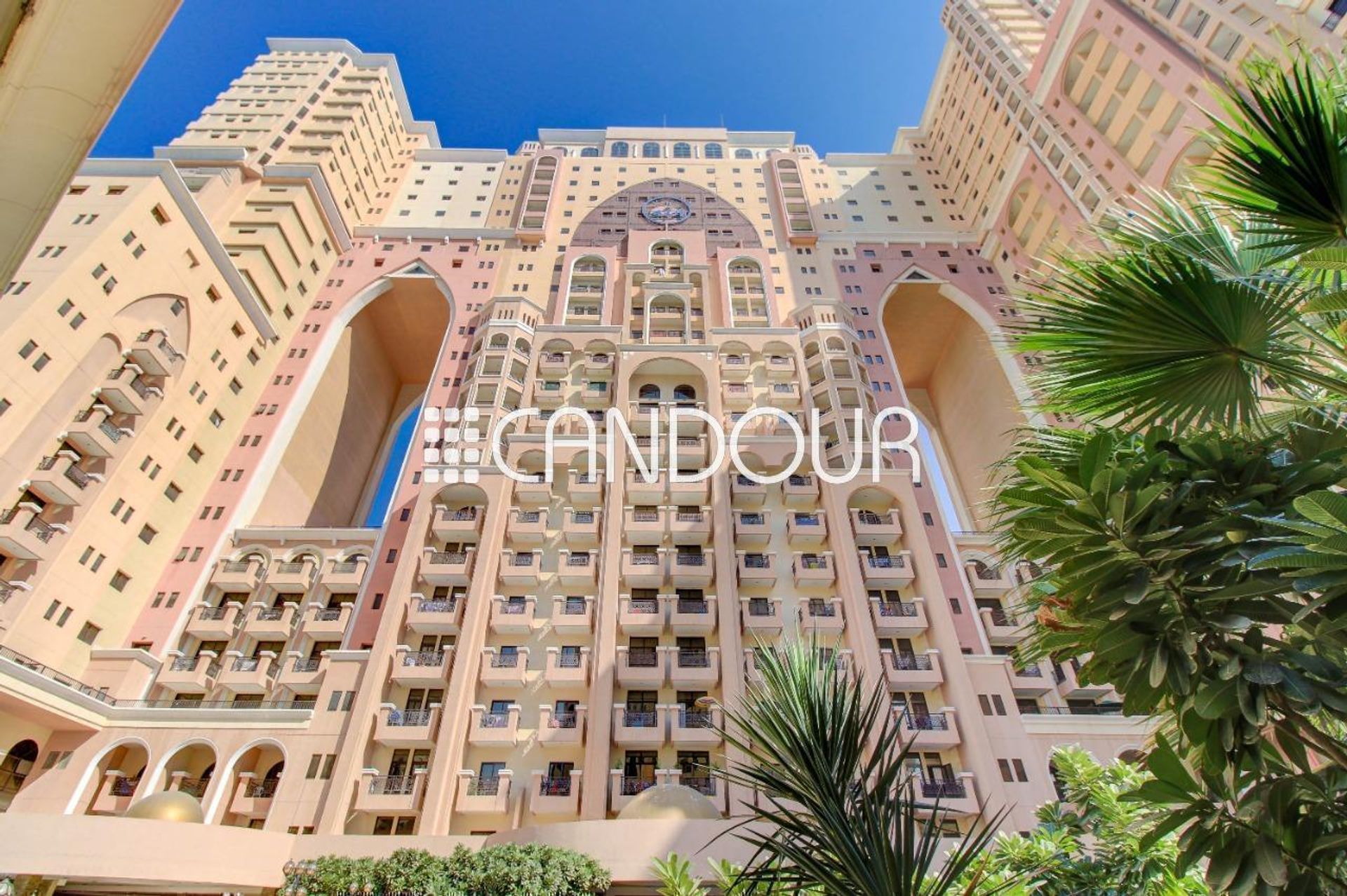 Condominium in Dubai, Dubai 12768783