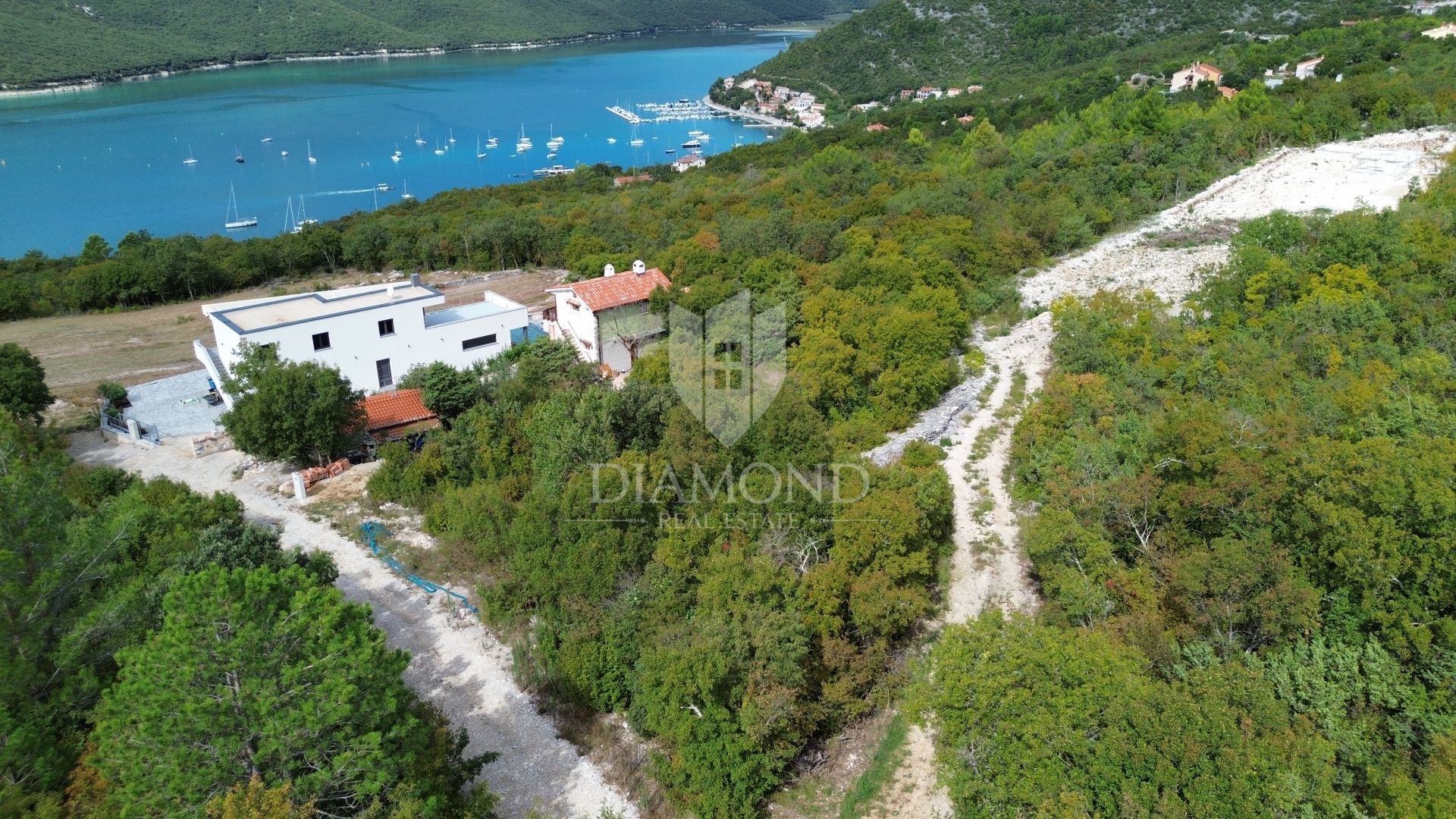 Terre dans Labin, Istarska Zupanija 12768962