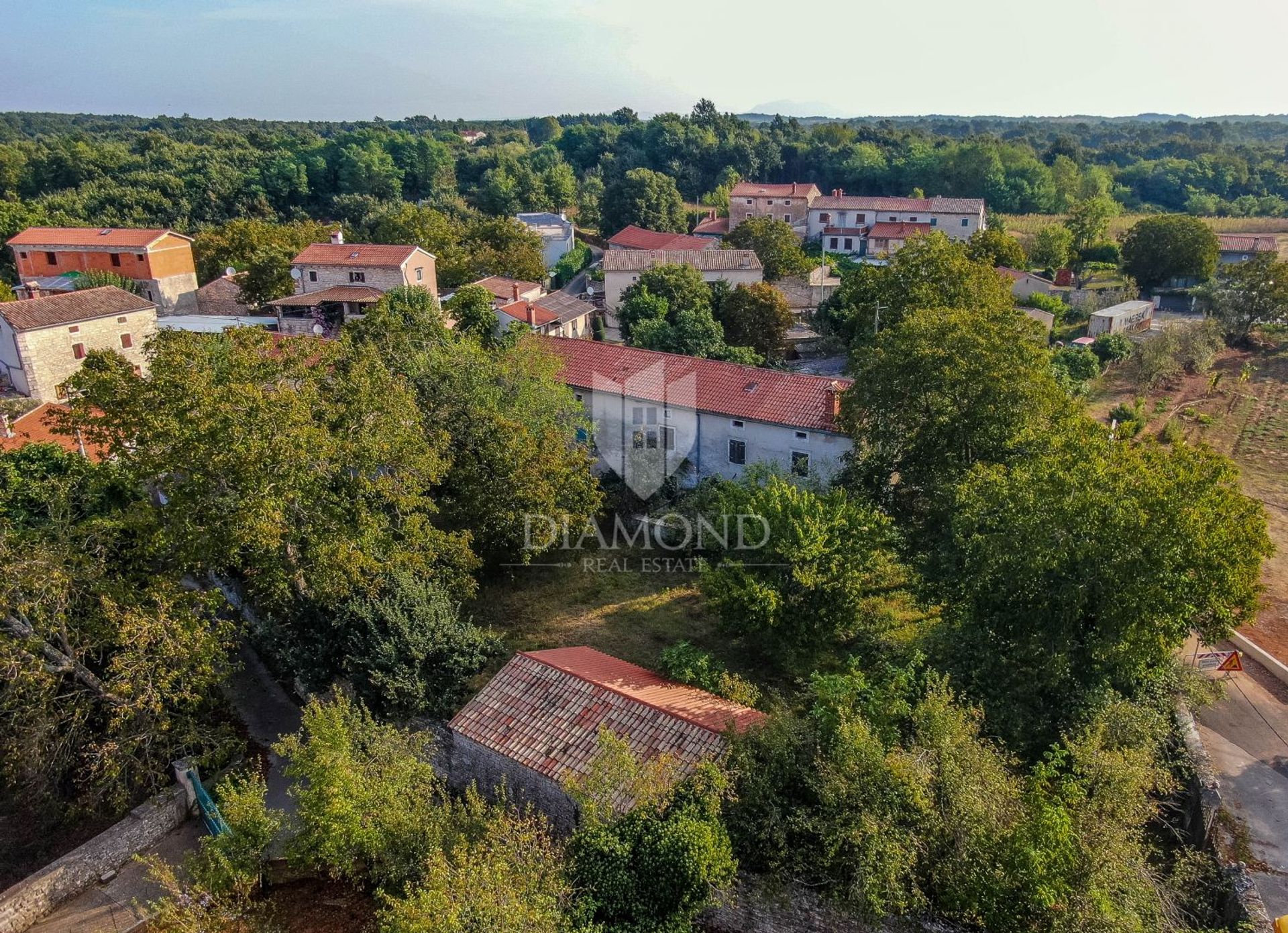 casa no Svetvinčenat, Istria County 12769013