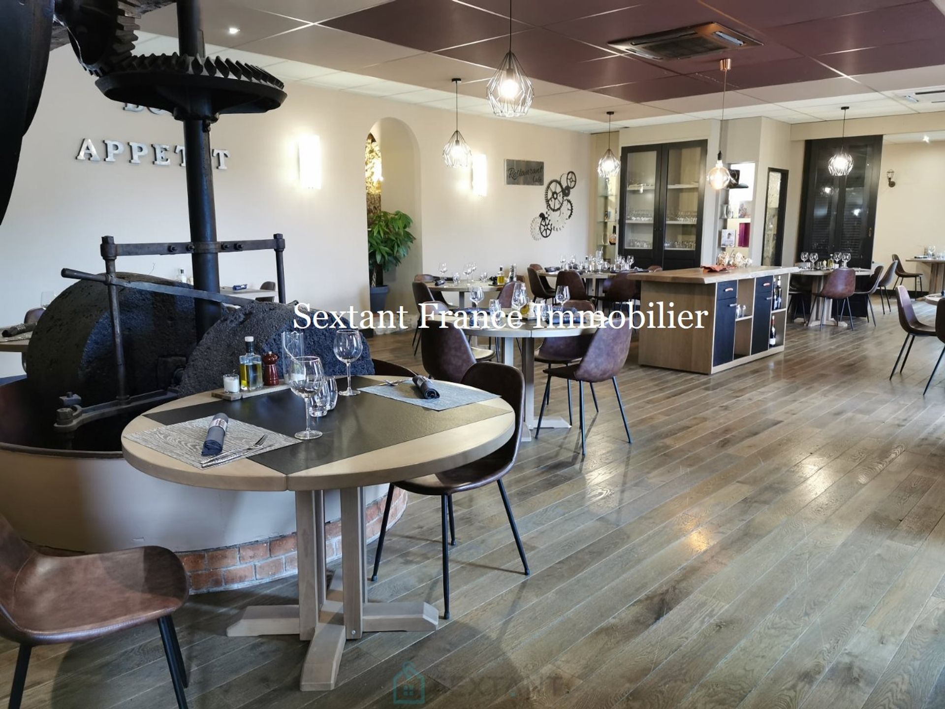 Commercial in Les Mées, Provence-Alpes-Côte d'Azur 12769603