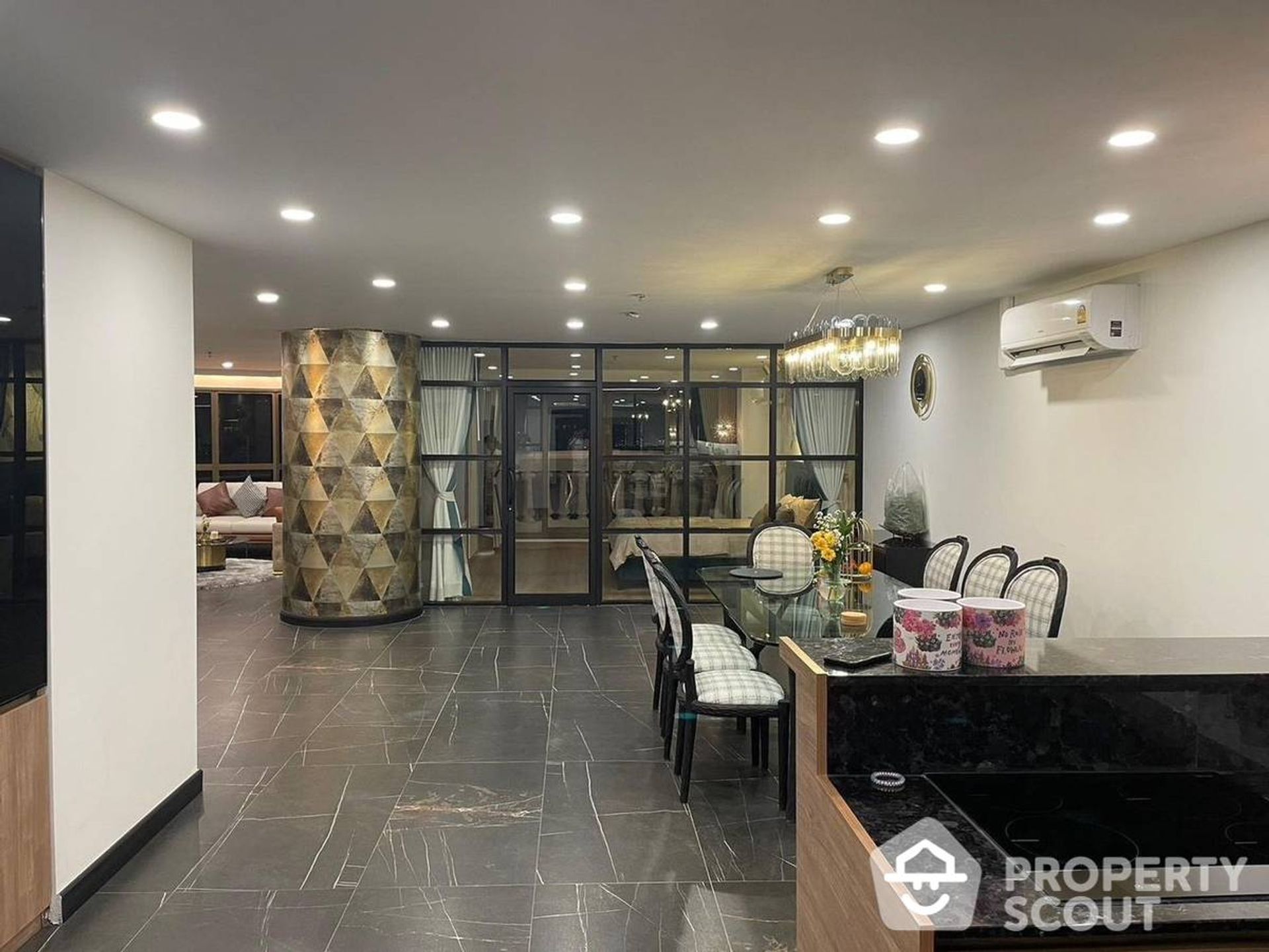 Condominium in Samphanthawong, Krung Thep Maha Nakhon 12769955