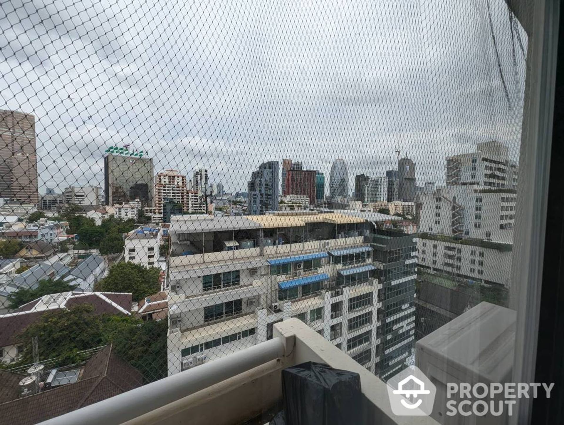 Condominium in , Krung Thep Maha Nakhon 12769986