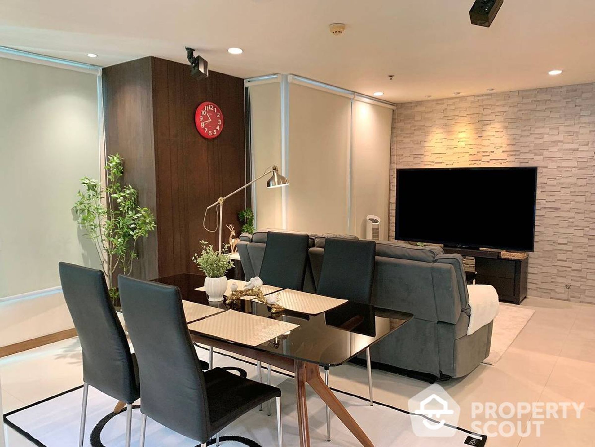 Condominium in Ban Na Song, Krung Thep Maha Nakhon 12770024