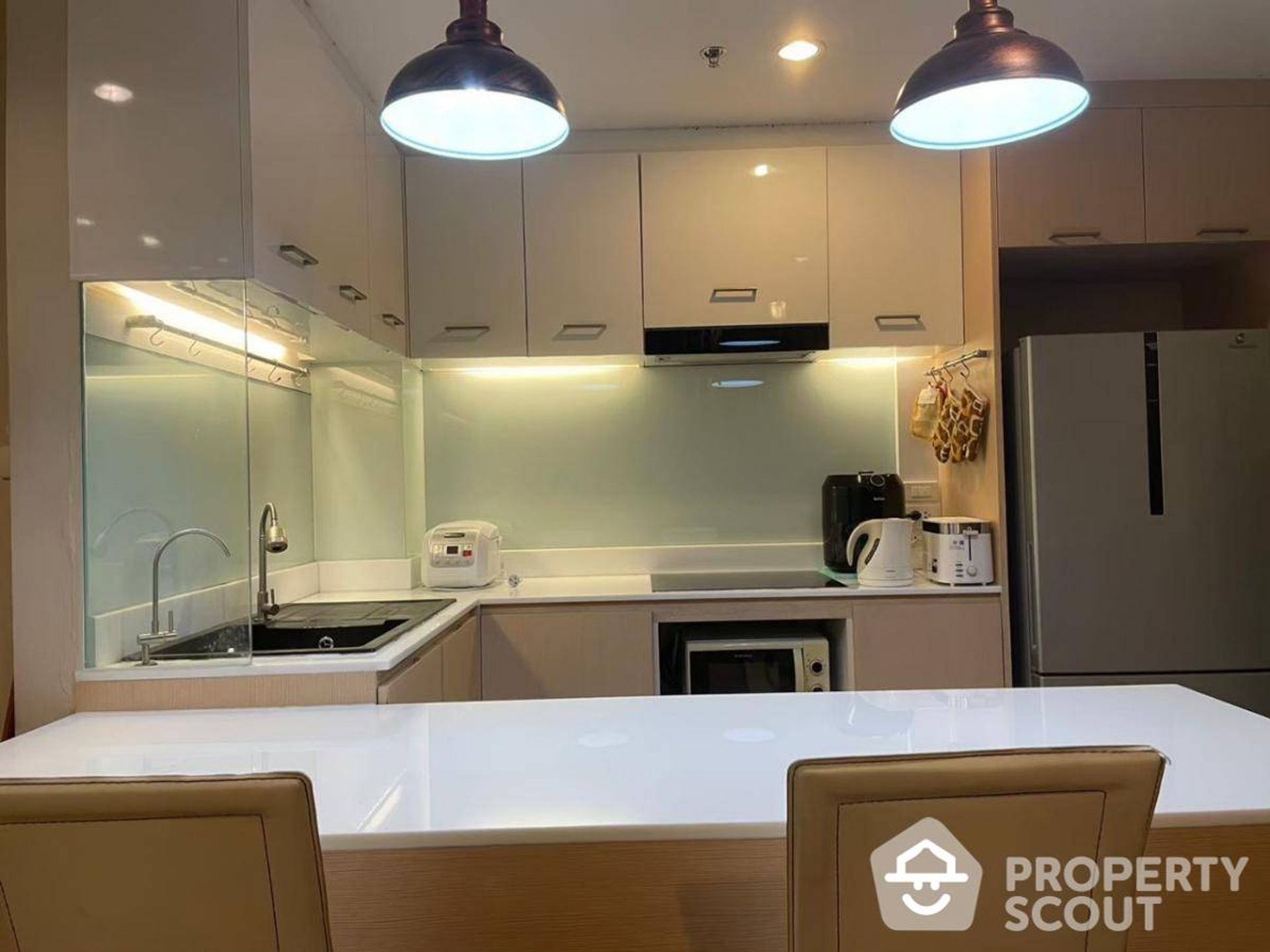 Condominium dans Bang Phongphang, Samut Prakan 12770071