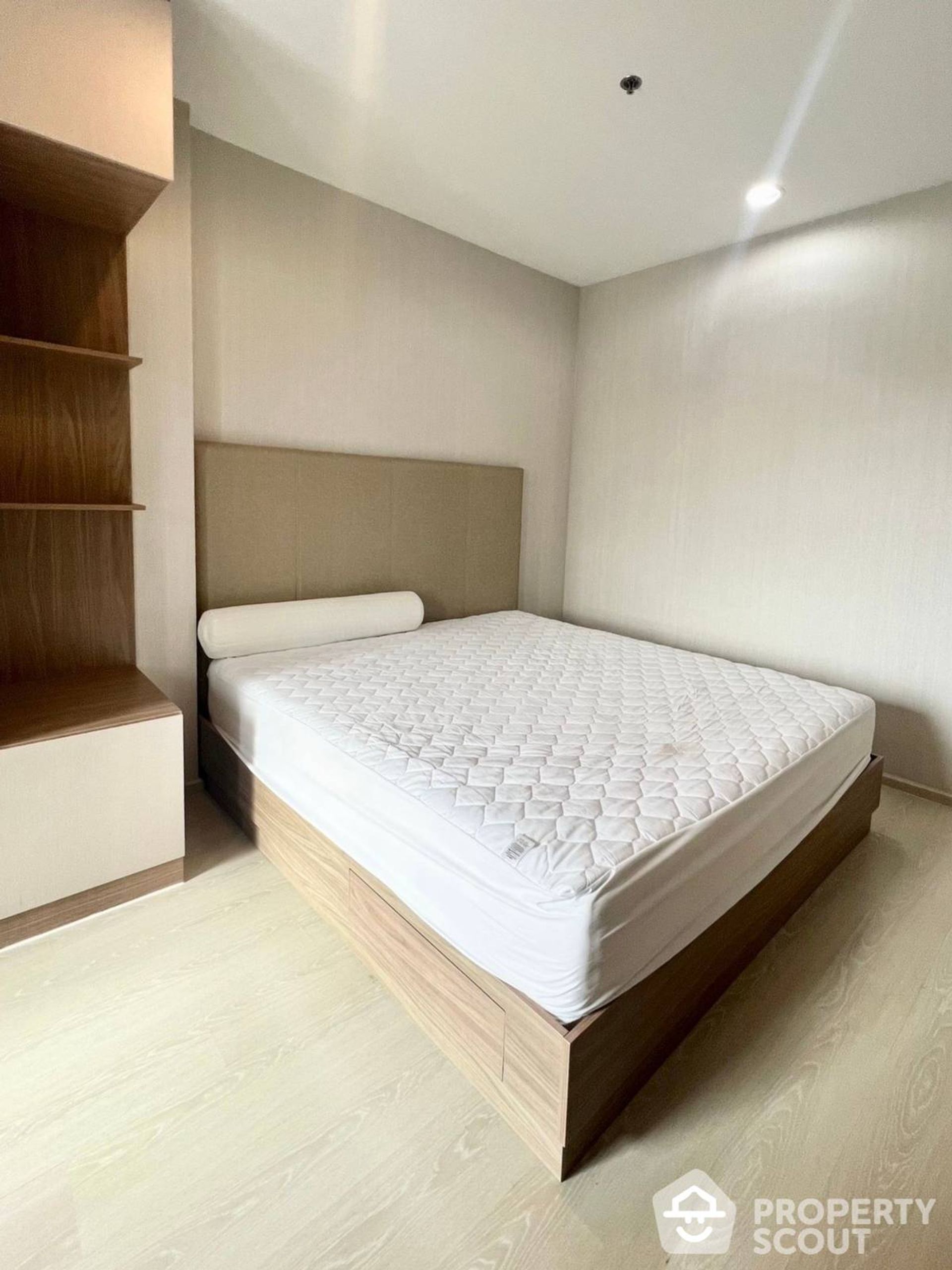 Condominium in Ratchathewi, Krung Thep Maha Nakhon 12770113