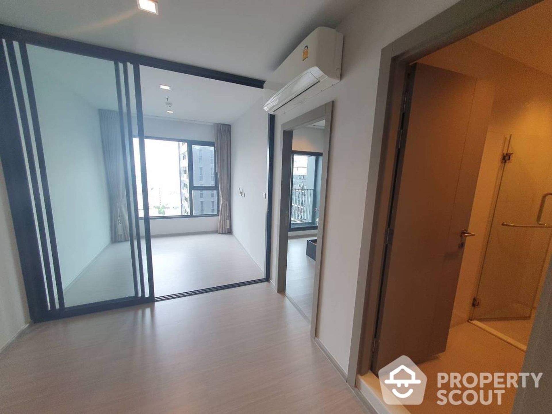 Condominio en Ban Na Song, Krung Thep Maha Nakhon 12770256