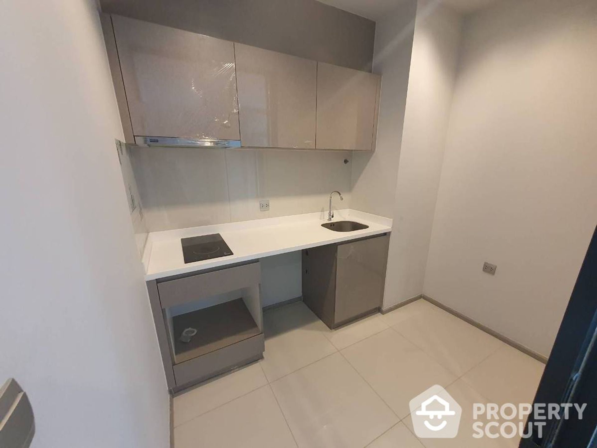 Condominio en Ban Na Song, Krung Thep Maha Nakhon 12770256