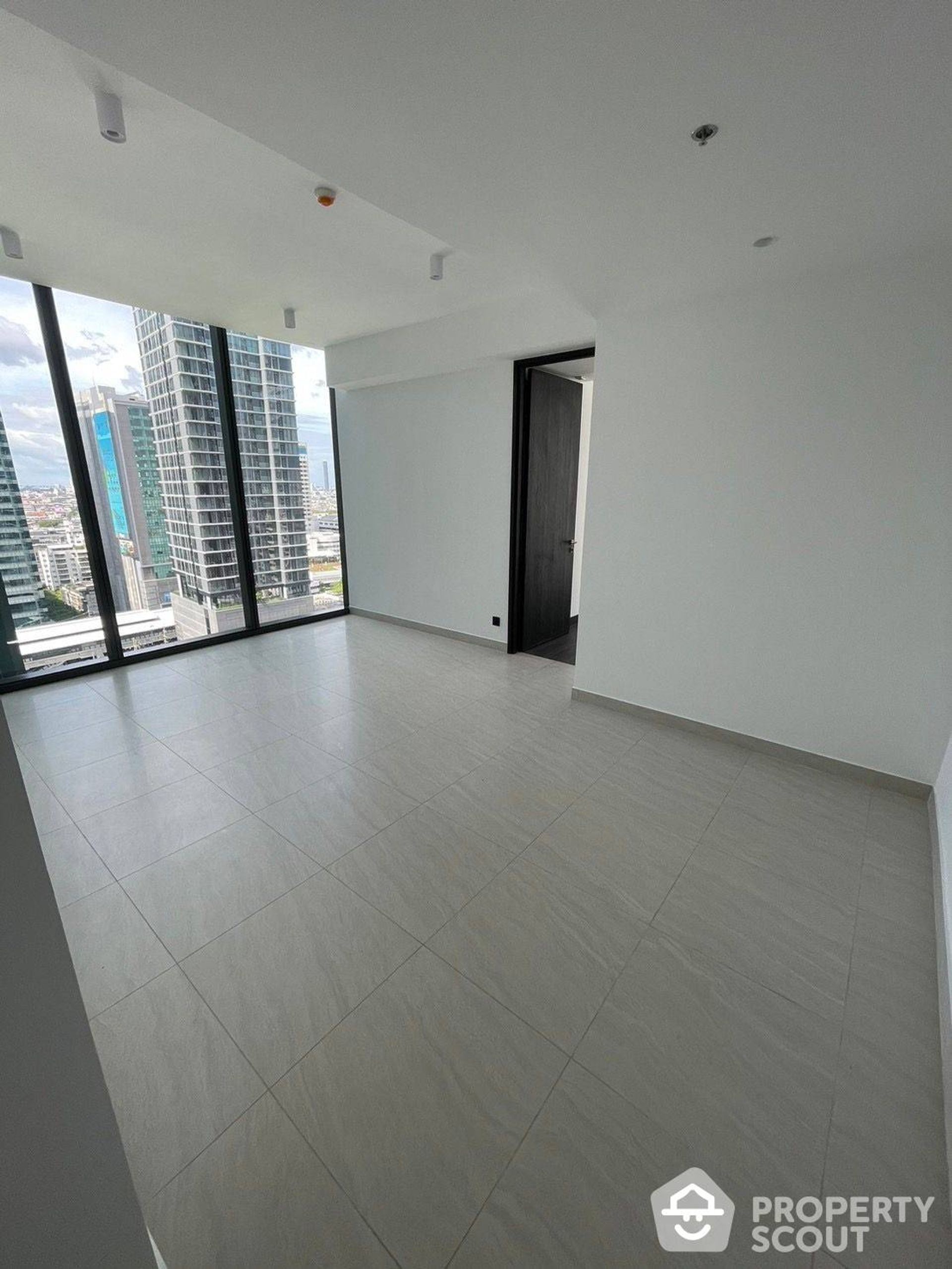 Condominio en Bang Rak, Krung Thep Maha Nakhon 12770586