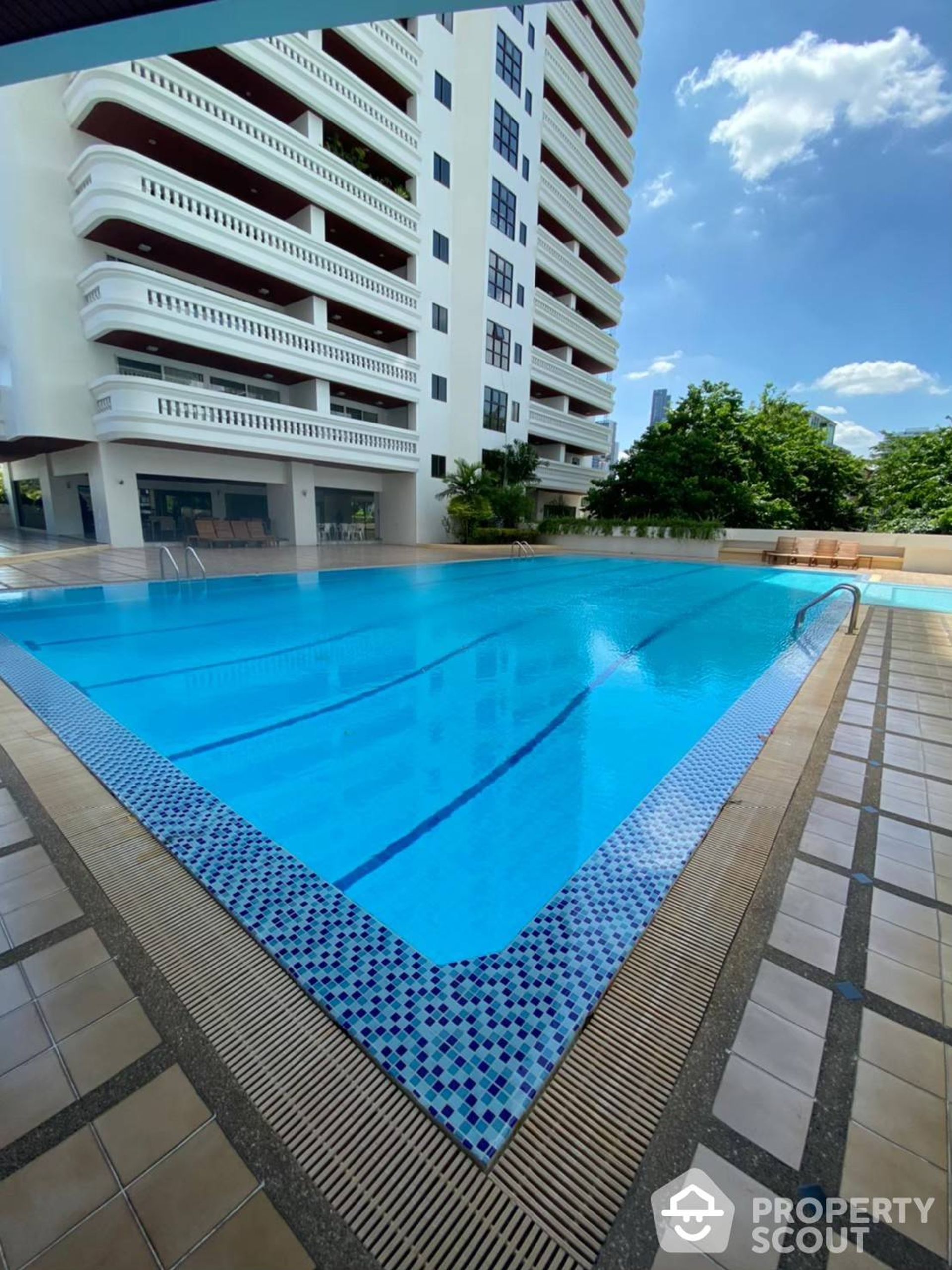 Condominium in , Krung Thep Maha Nakhon 12770628