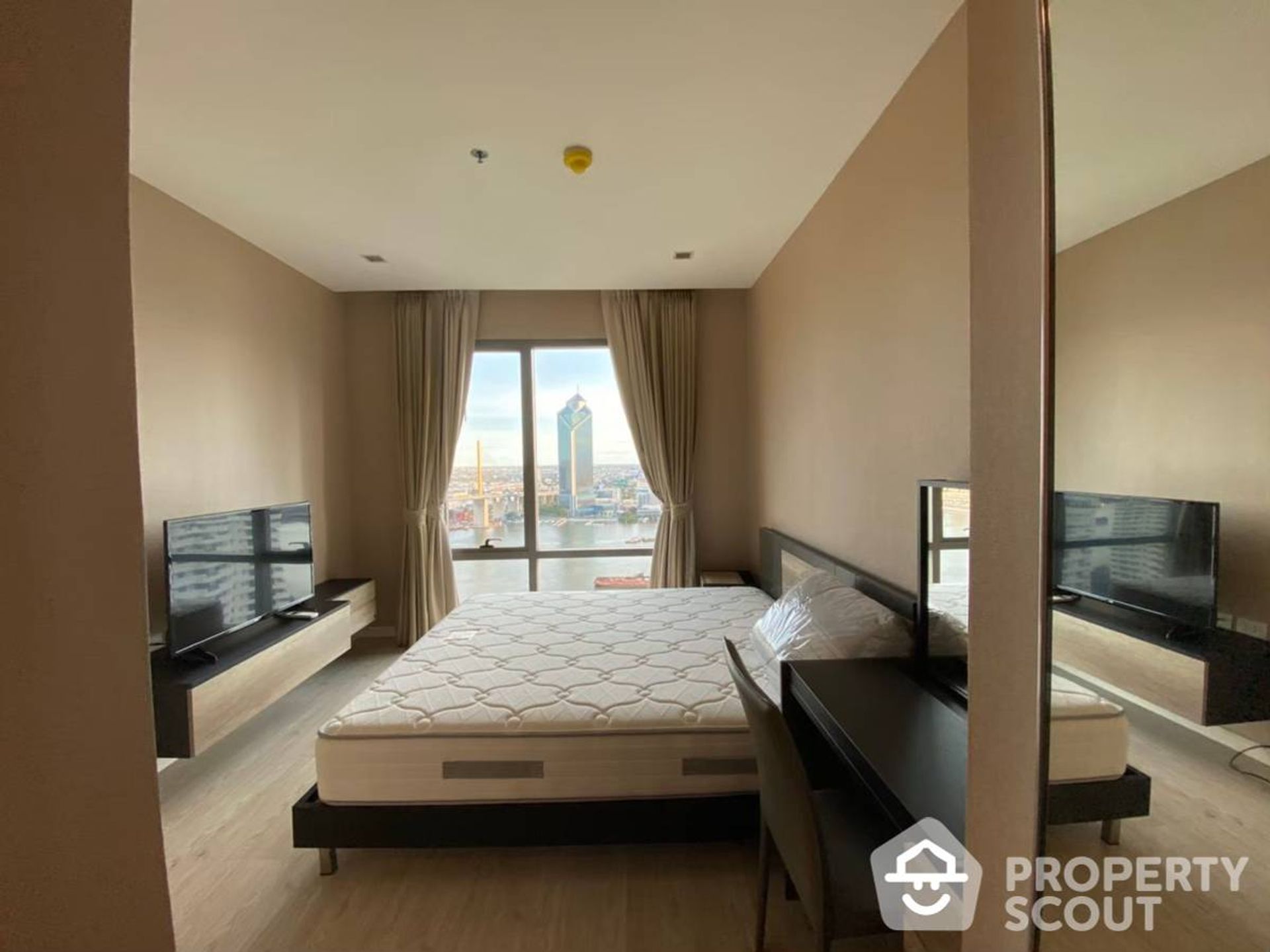 Condominium in Bang Khlo, Krung Thep Maha Nakhon 12770643