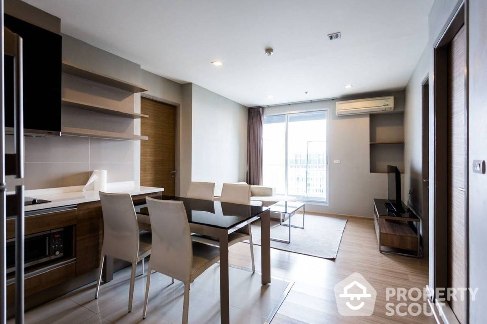 Condominium in Phra Khanong, Krung Thep Maha Nakhon 12770663