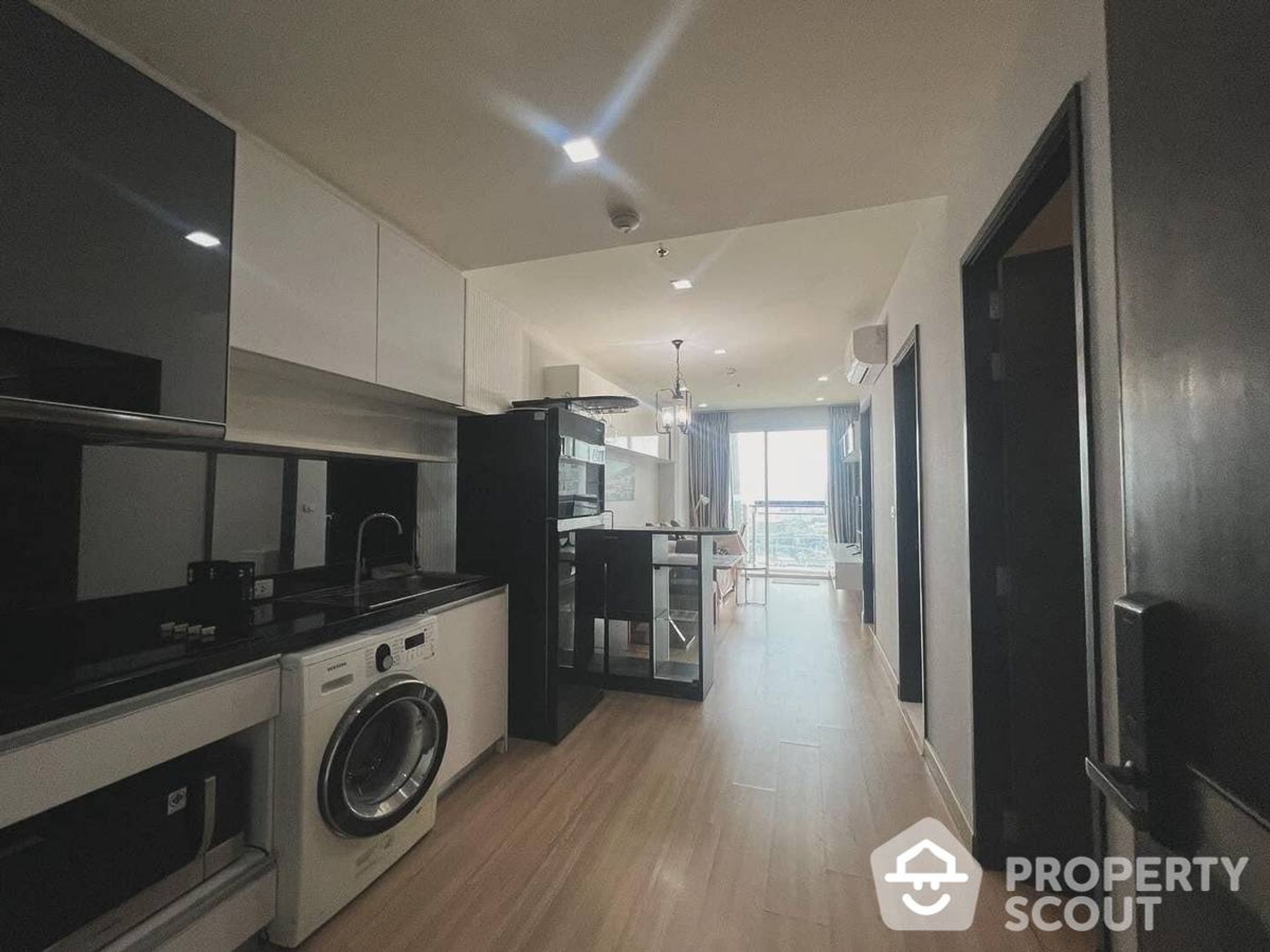 Condominium dans Phra Khanong, Krung Thep Maha Nakhon 12770718