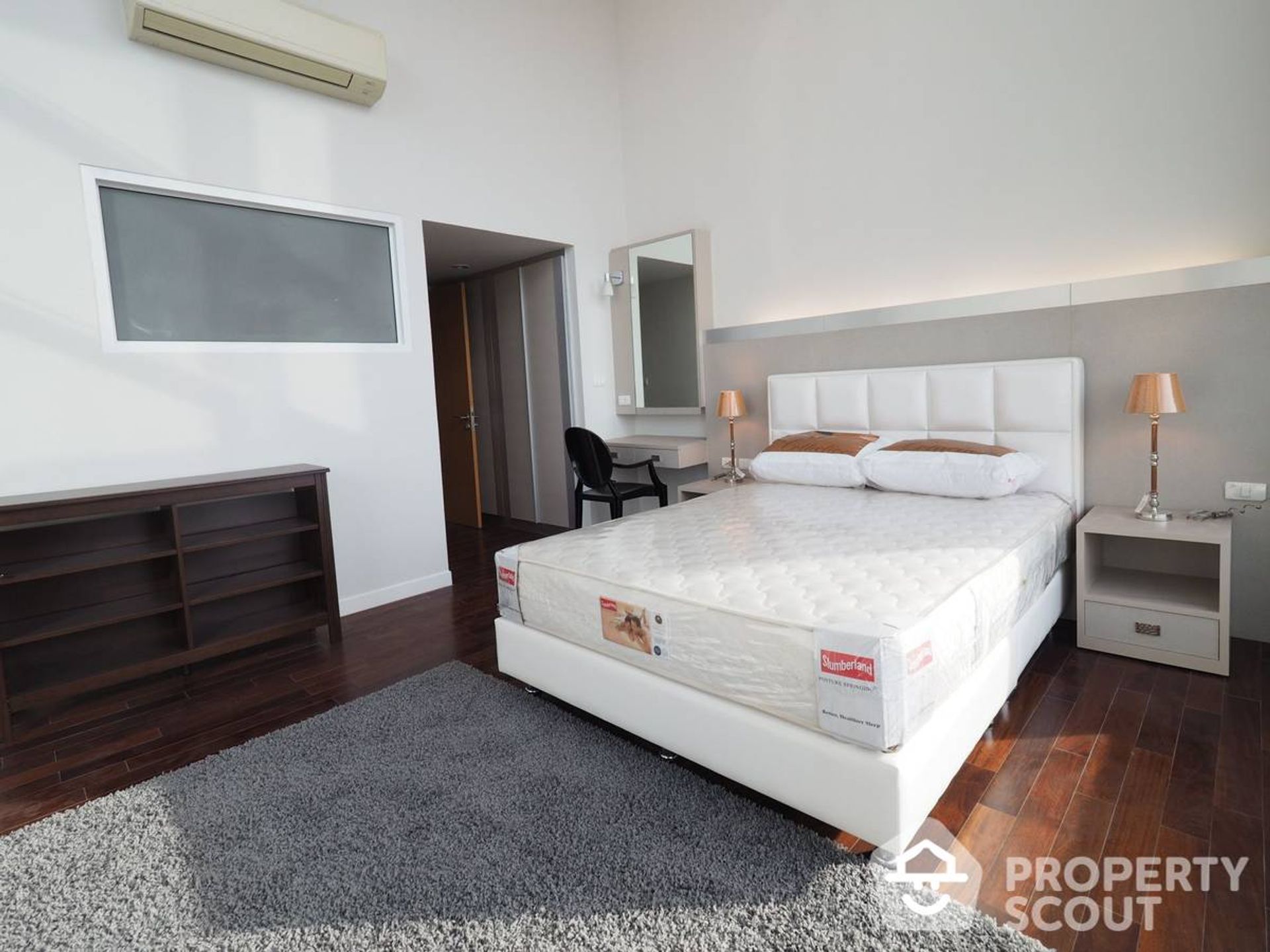 Condominium in Ban Na Lied, Krung Thep Maha Nakhon 12770819