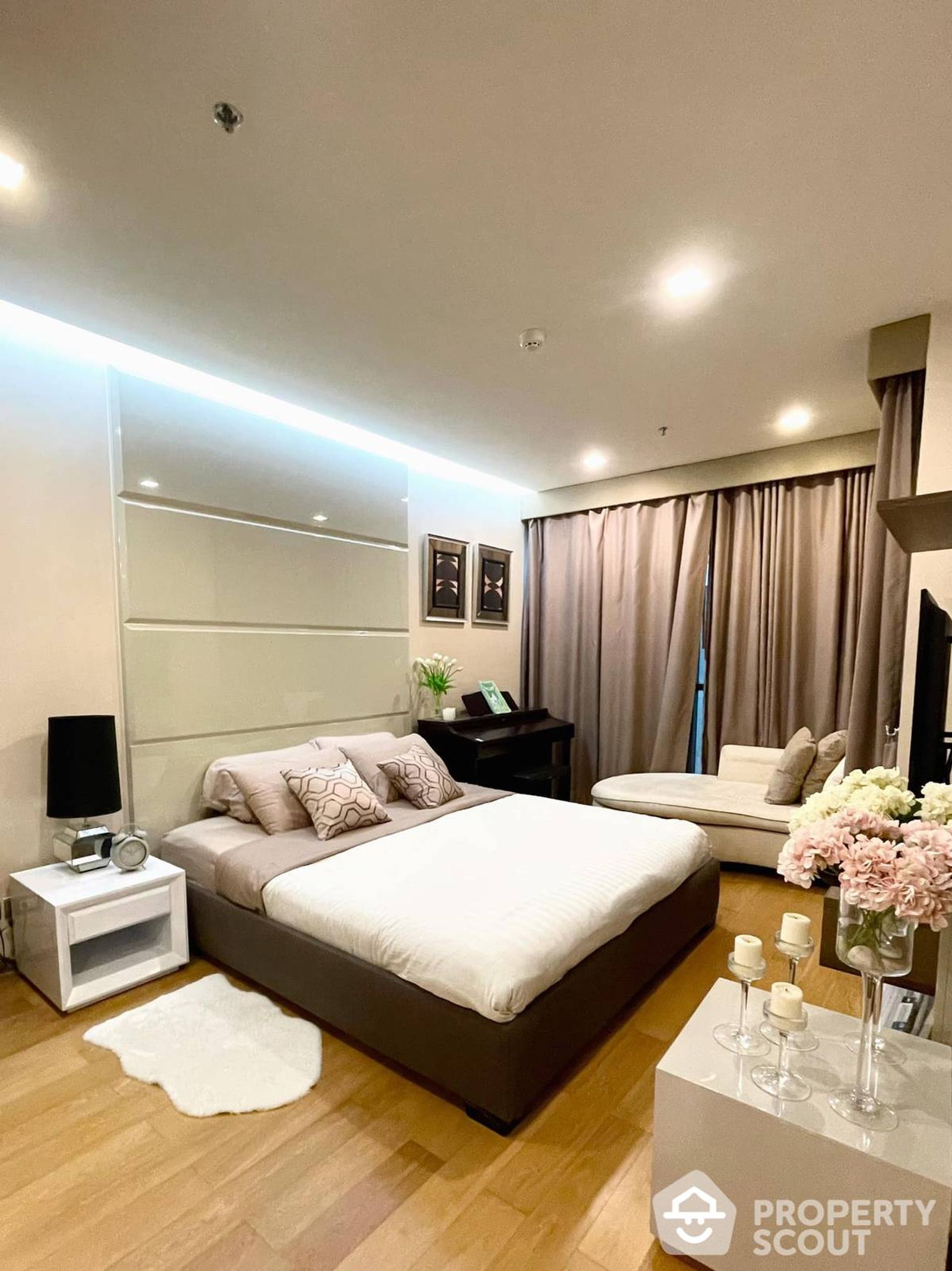 Condominium dans Bang Rak, Krung Thep Maha Nakhon 12770834