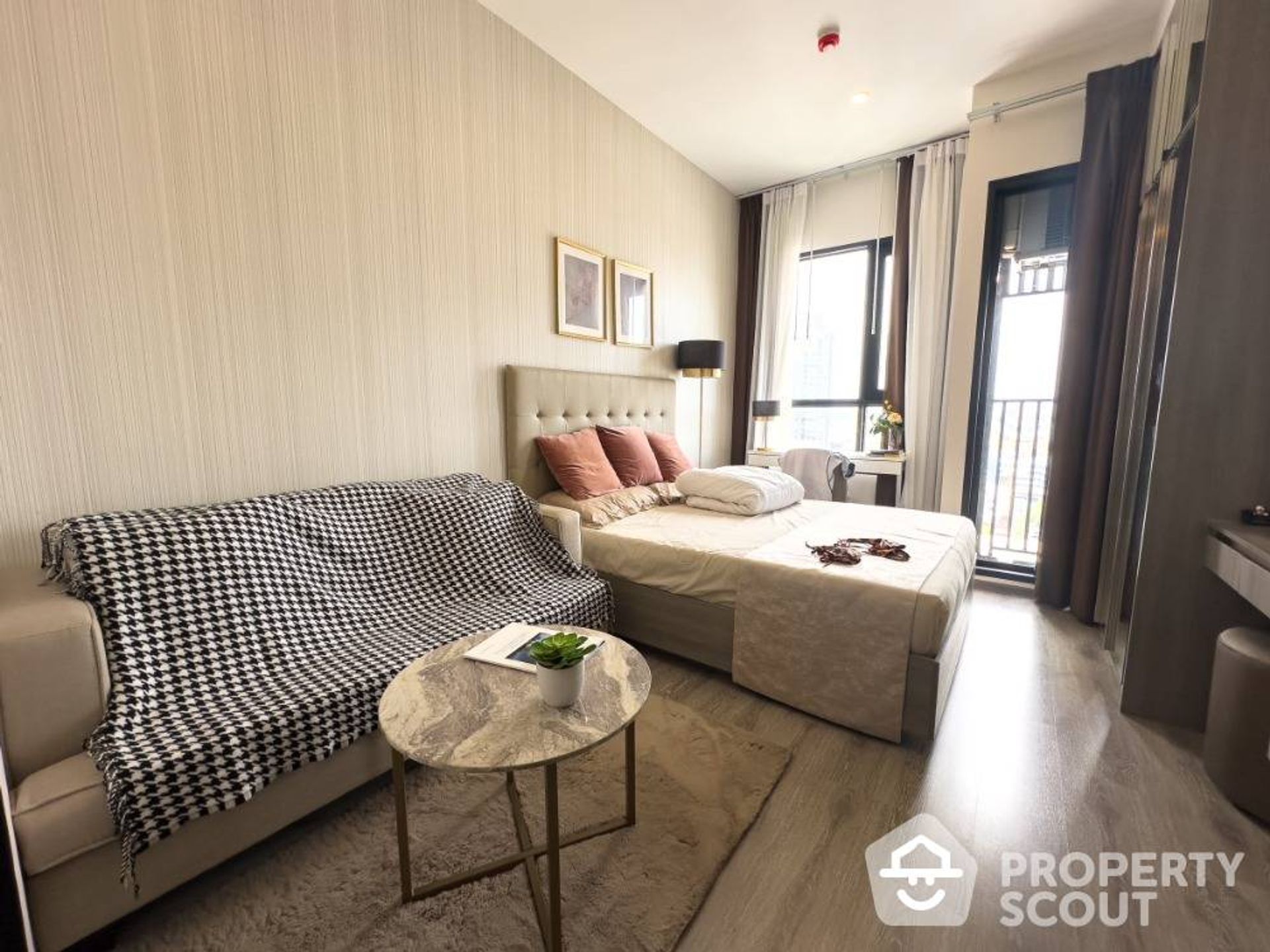 Condominio en Phra Khanong, Krung Thep Maha Nakhon 12771046