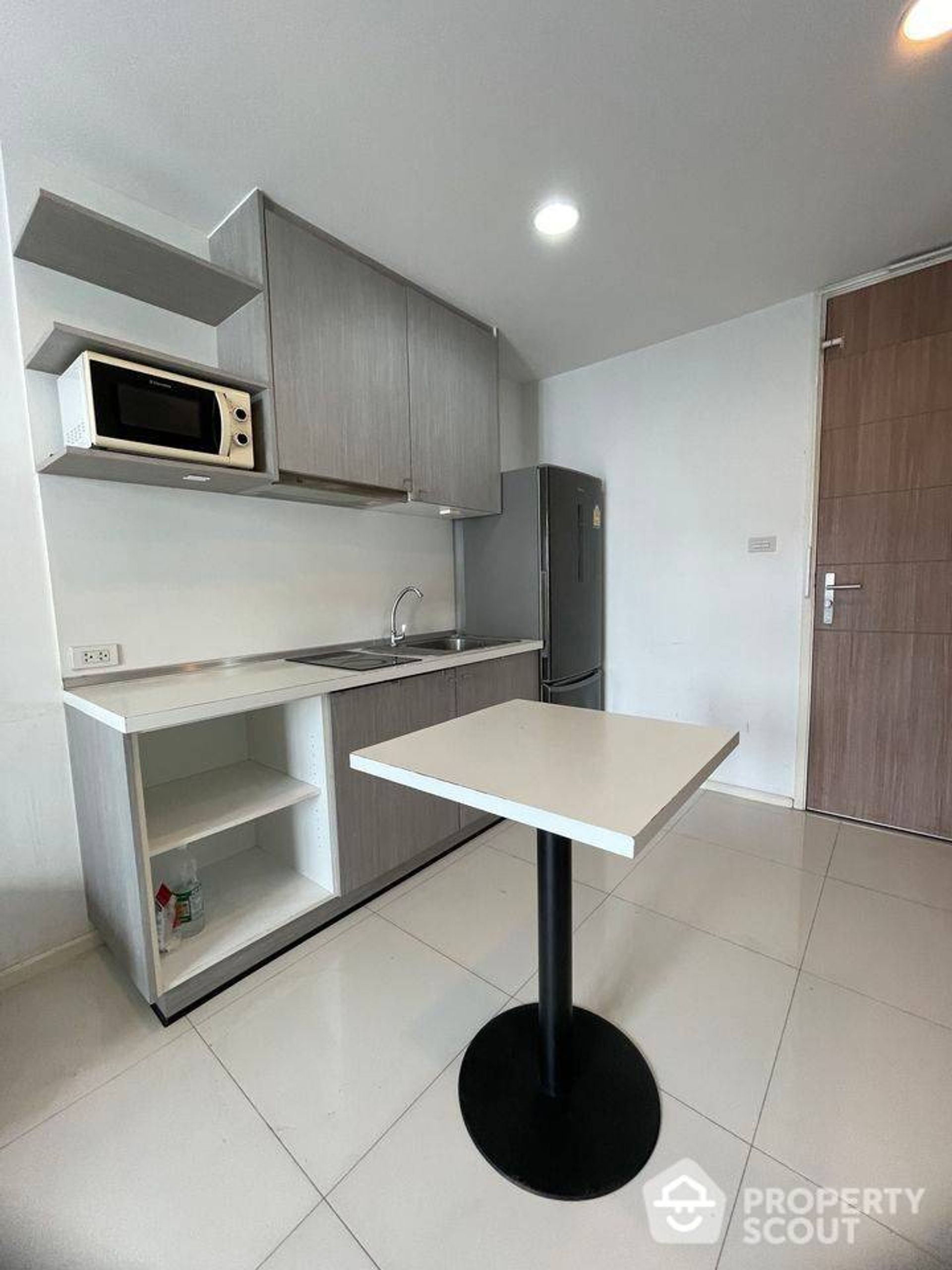 Condominium in , Krung Thep Maha Nakhon 12771197