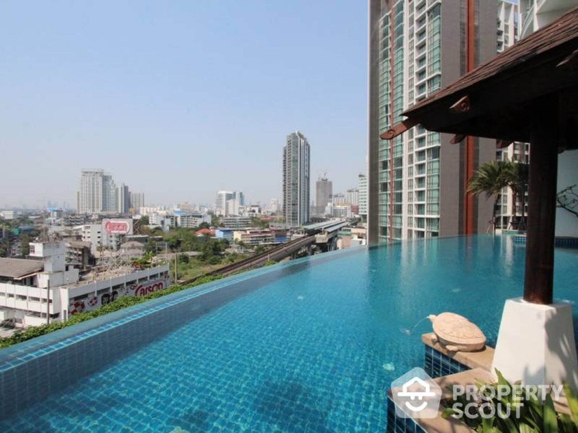 Condominio en Phra Khanong, Krung Thep Maha Nakhon 12771209