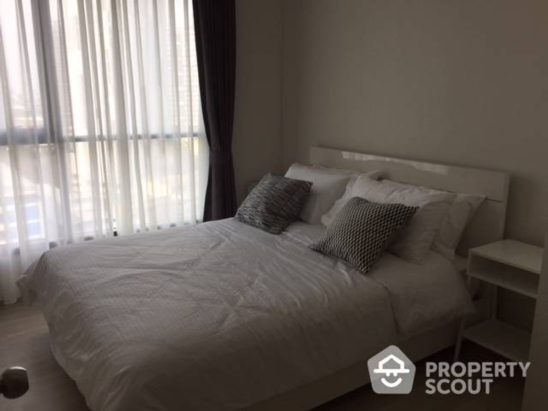 Condominium in Phra Khanong, Krung Thep Maha Nakhon 12771217