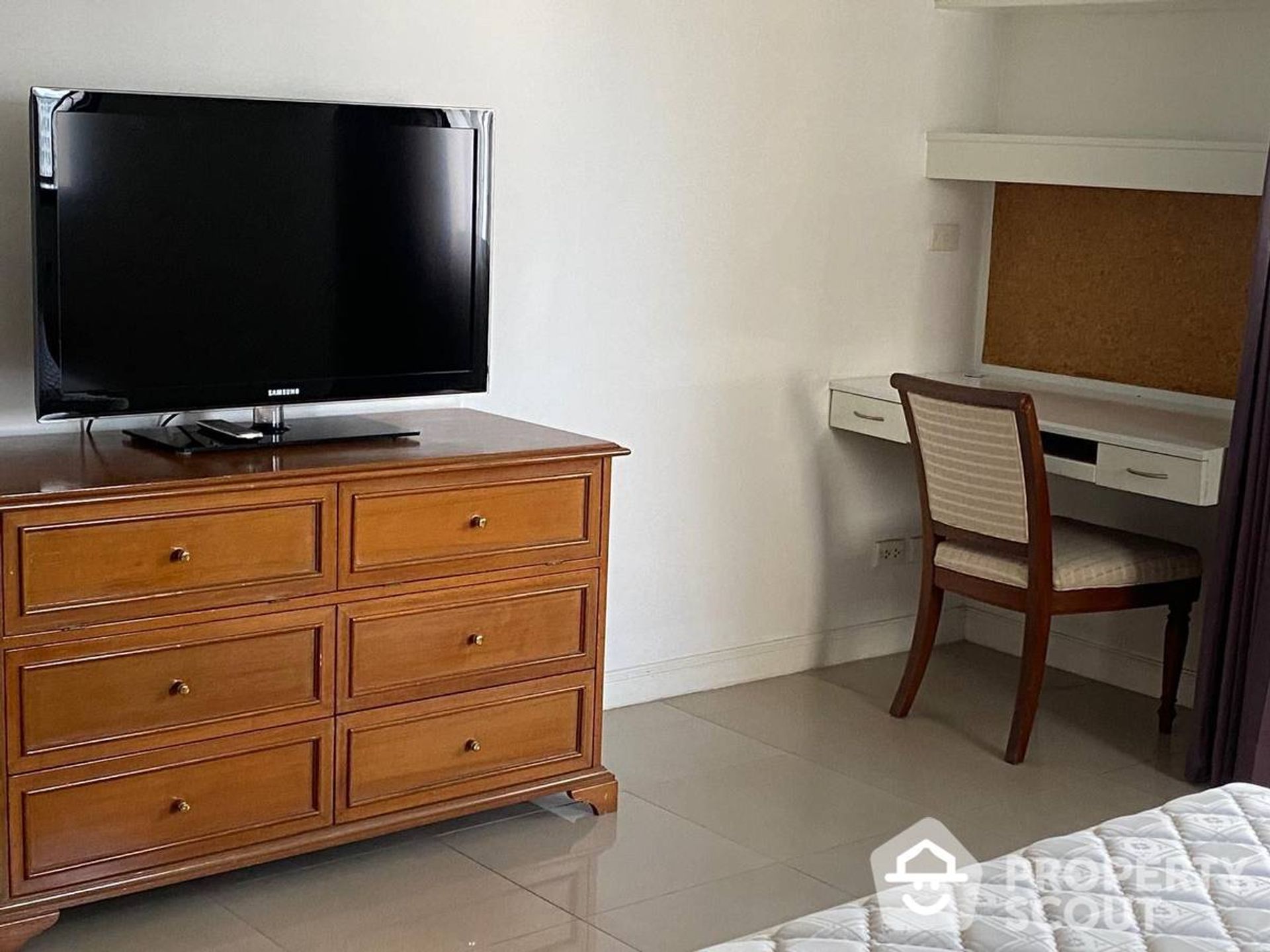 Condominium in Ban Na Lied, Krung Thep Maha Nakhon 12771231