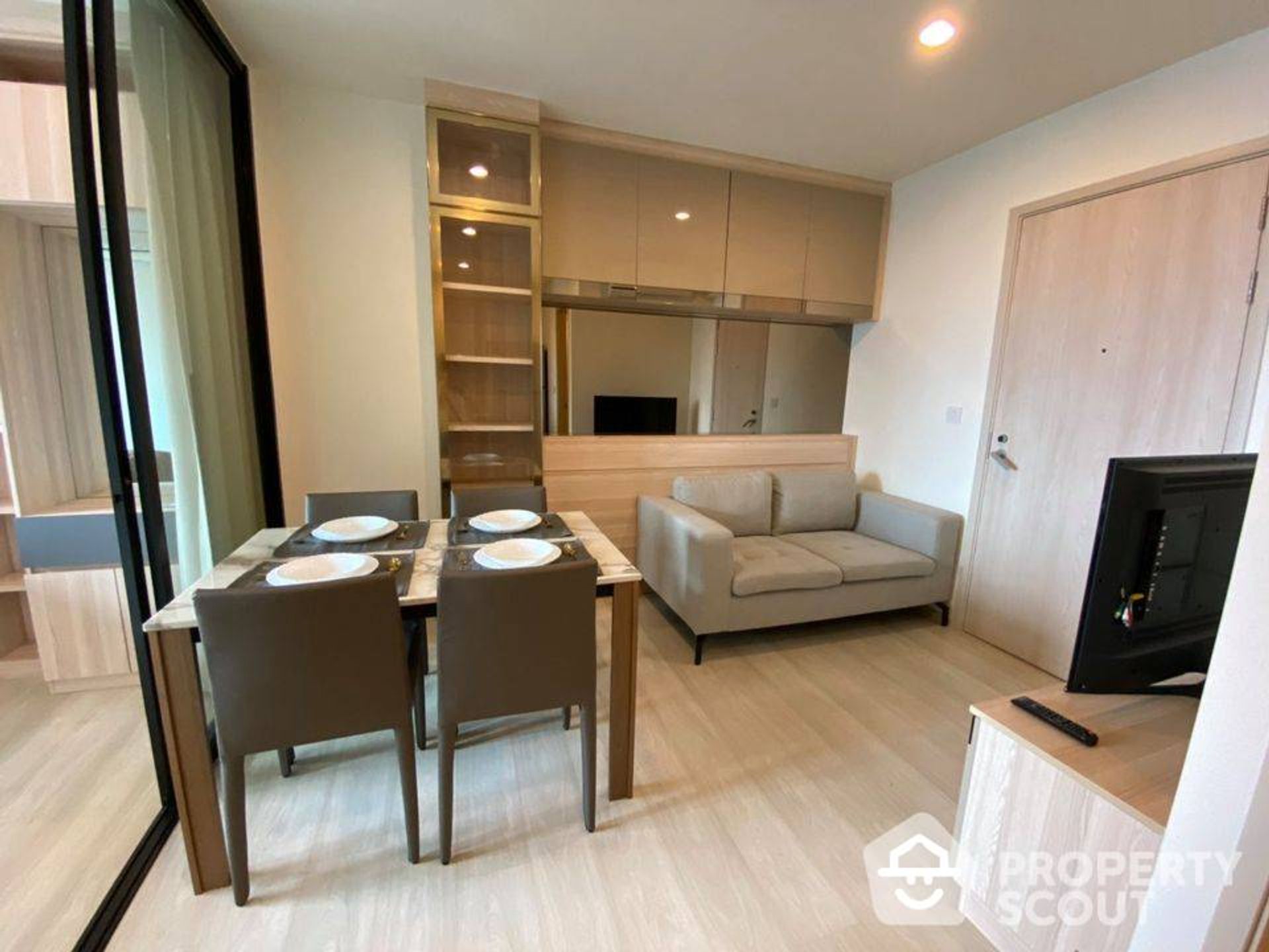 Condominium in Ban Na Song, Krung Thep Maha Nakhon 12771260