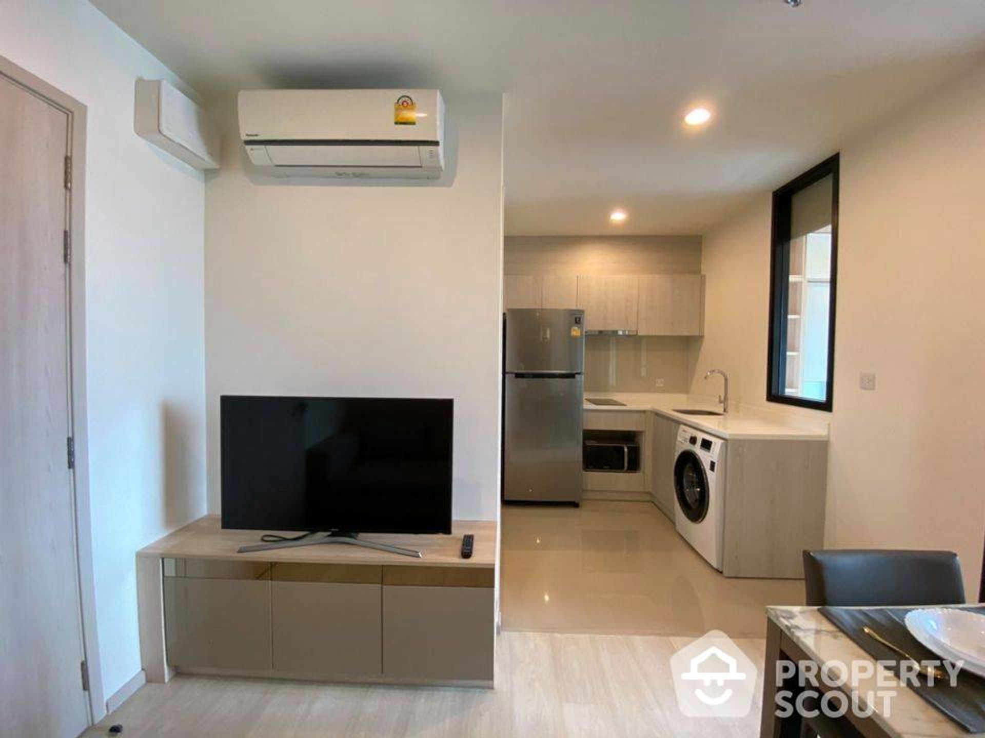 Condominium in Ban Na Song, Krung Thep Maha Nakhon 12771260