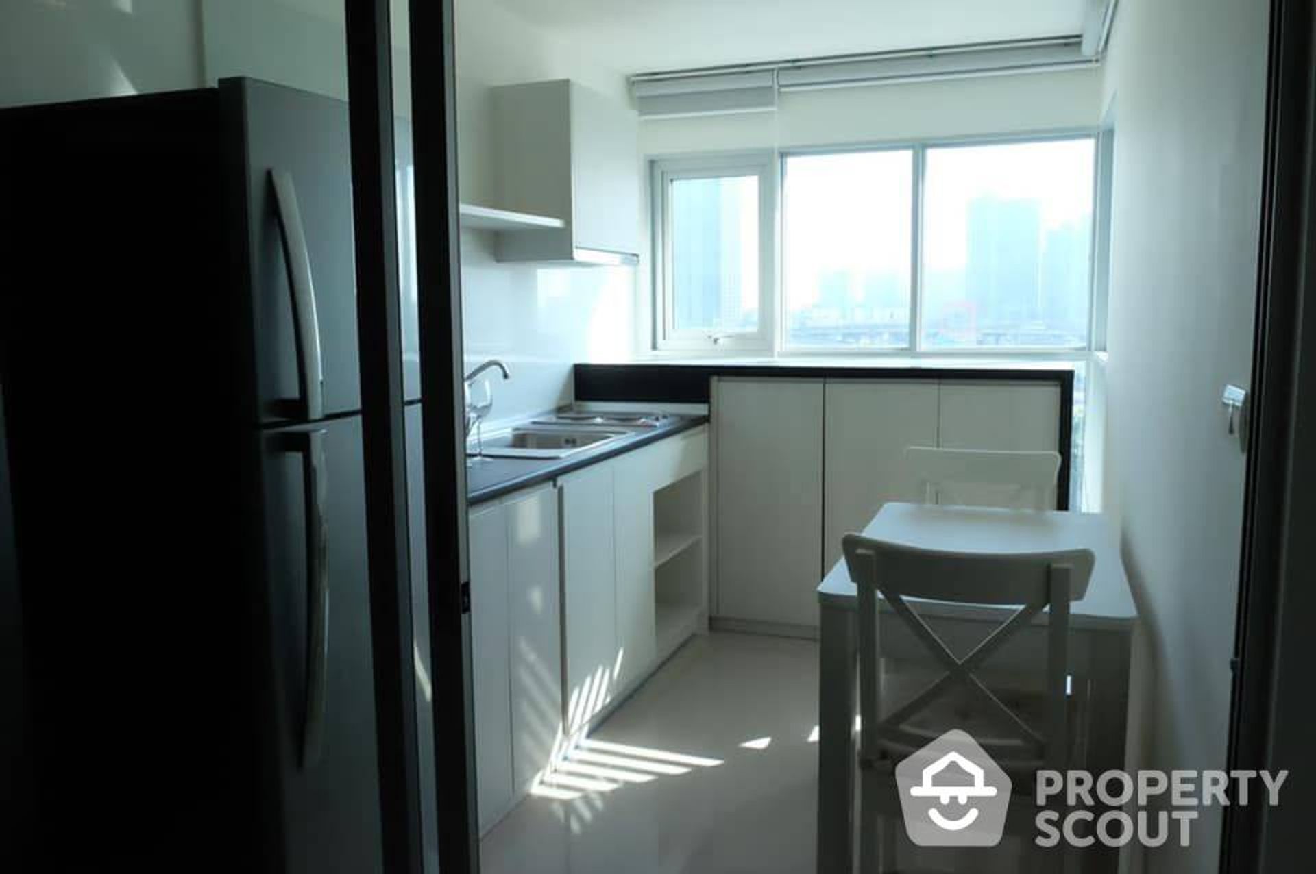 Condominio nel Phra Khanong, Krung Thep Maha Nakhon 12771266