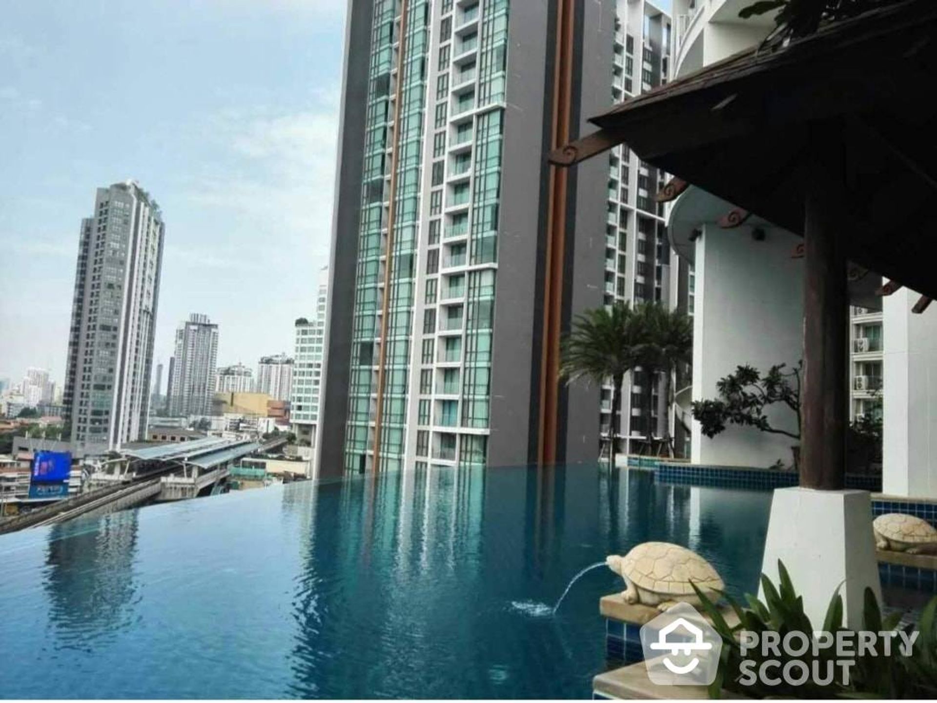 Condominio en Phra Khanong, Krung Thep Maha Nakhon 12771284