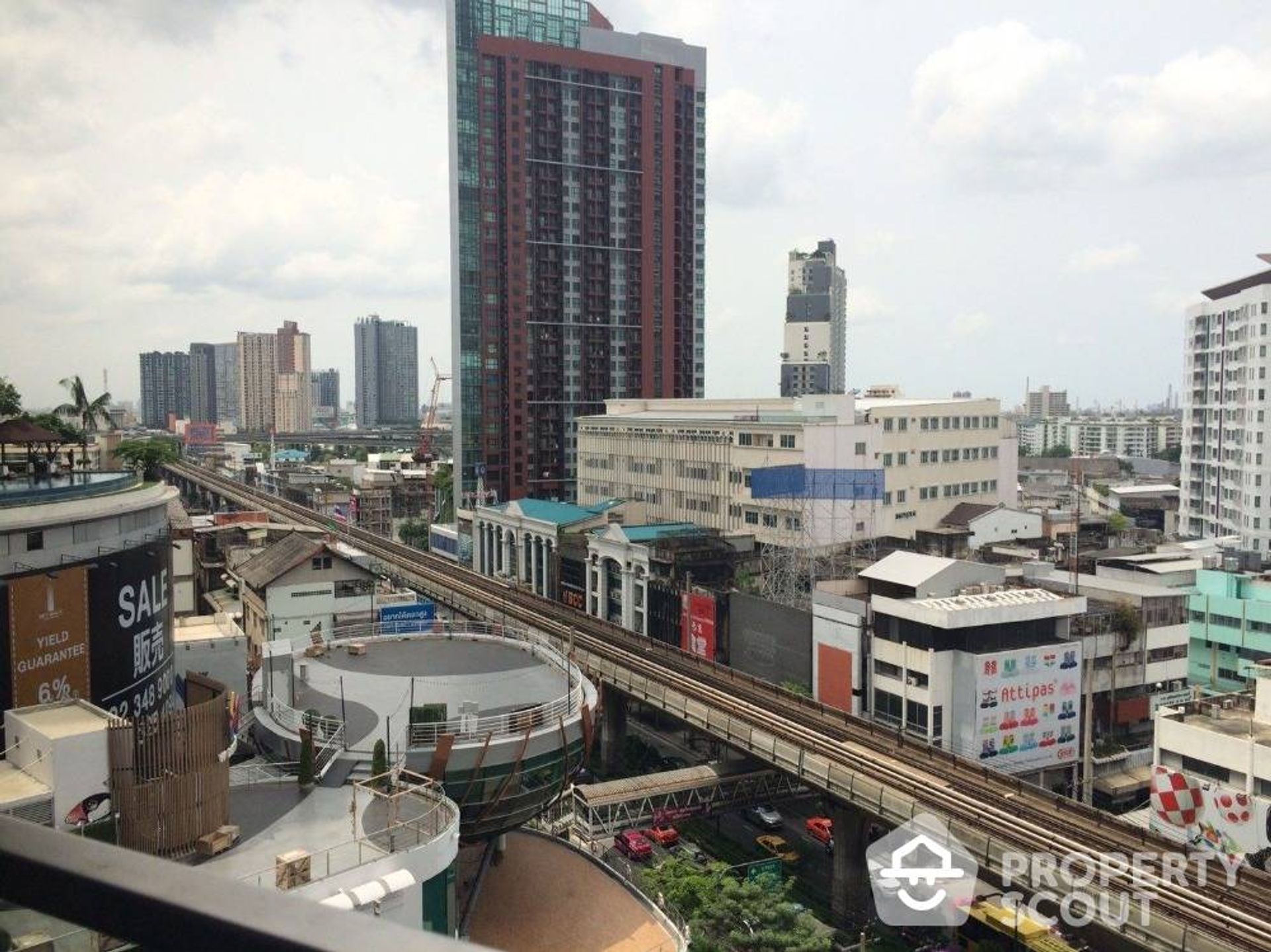 Condominio en Phra Khanong, Krung Thep Maha Nakhon 12771319