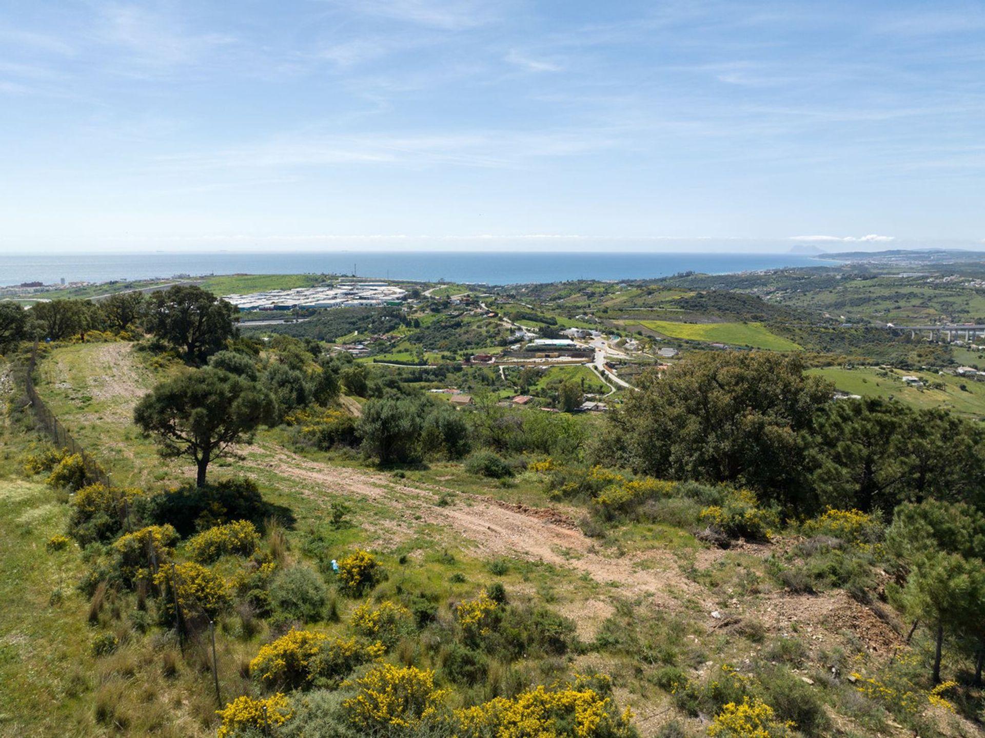 Земельные участки в Estepona, Andalusia 12771374