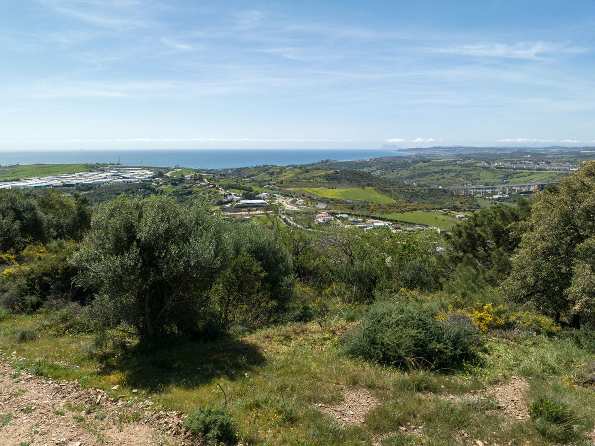 Земельные участки в Estepona, Andalusia 12771374