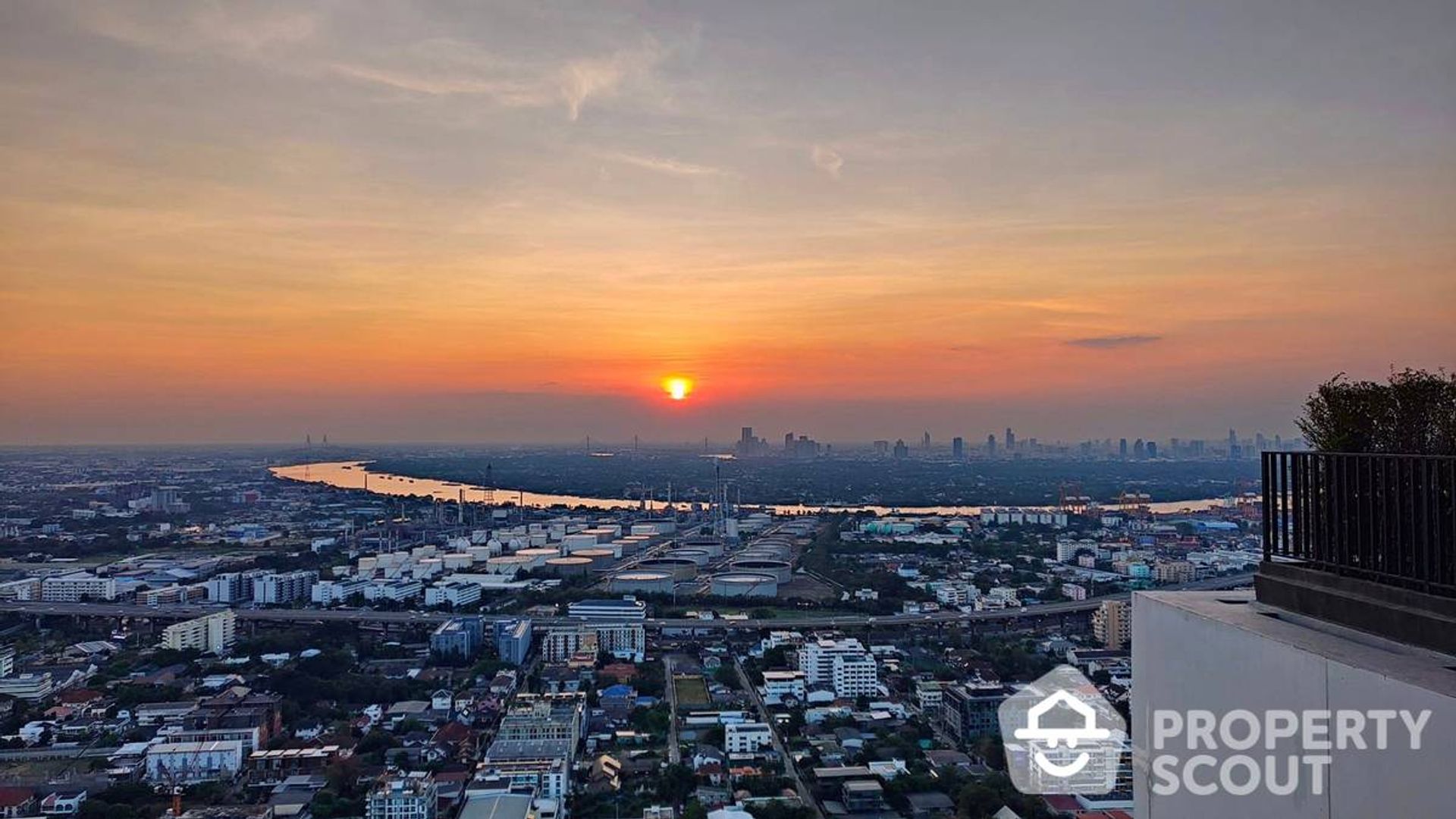 Eigentumswohnung im Phra Khanong, Krung Thep Maha Nakhon 12771406