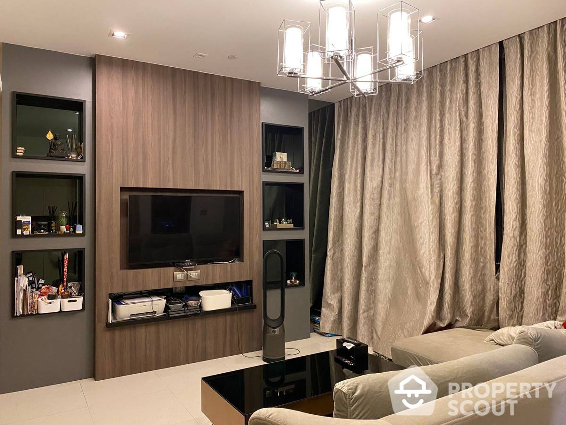 Condominium in Sathon, Krung Thep Maha Nakhon 12771454