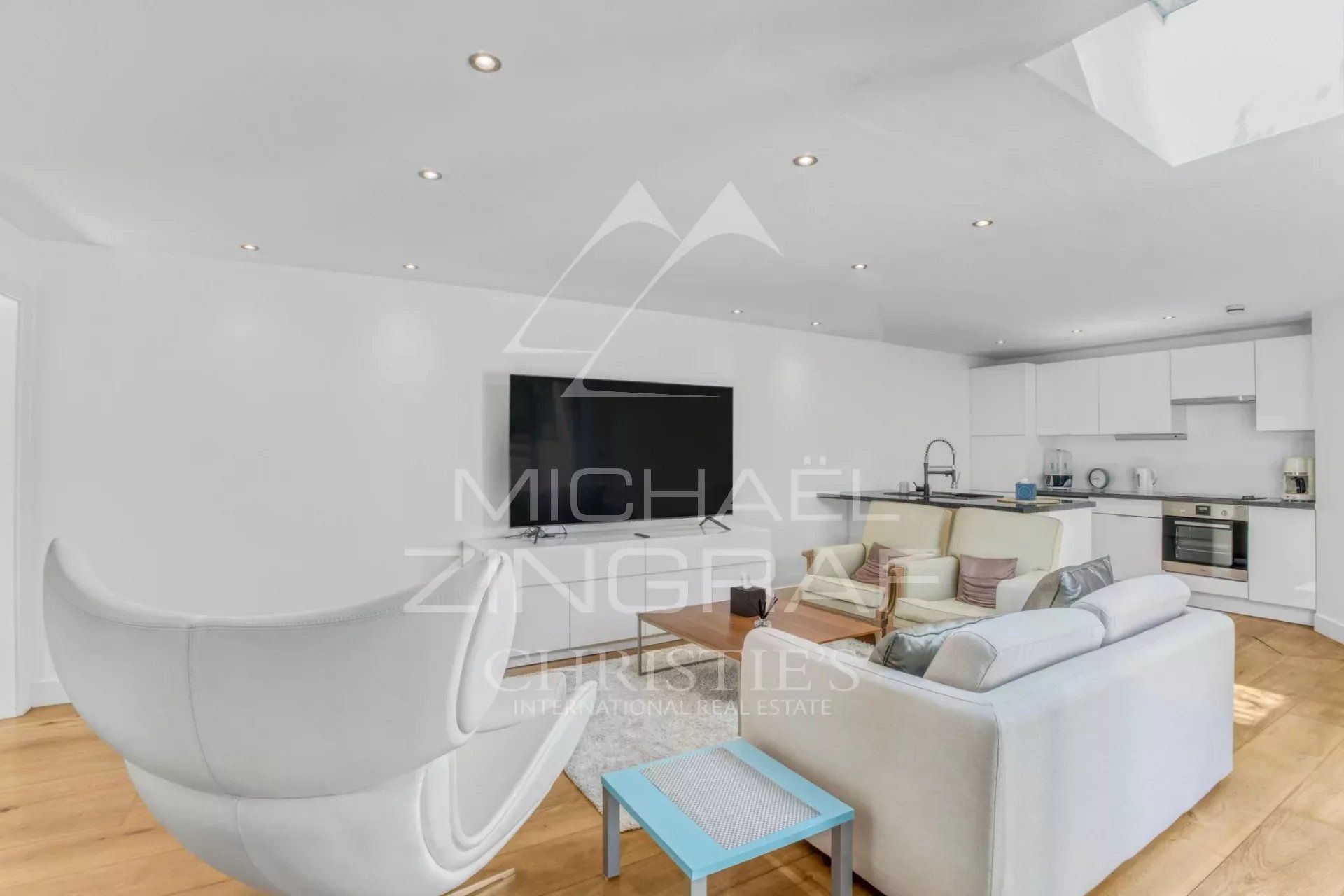 Hus i Mougins, Alpes-Maritimes 12772256