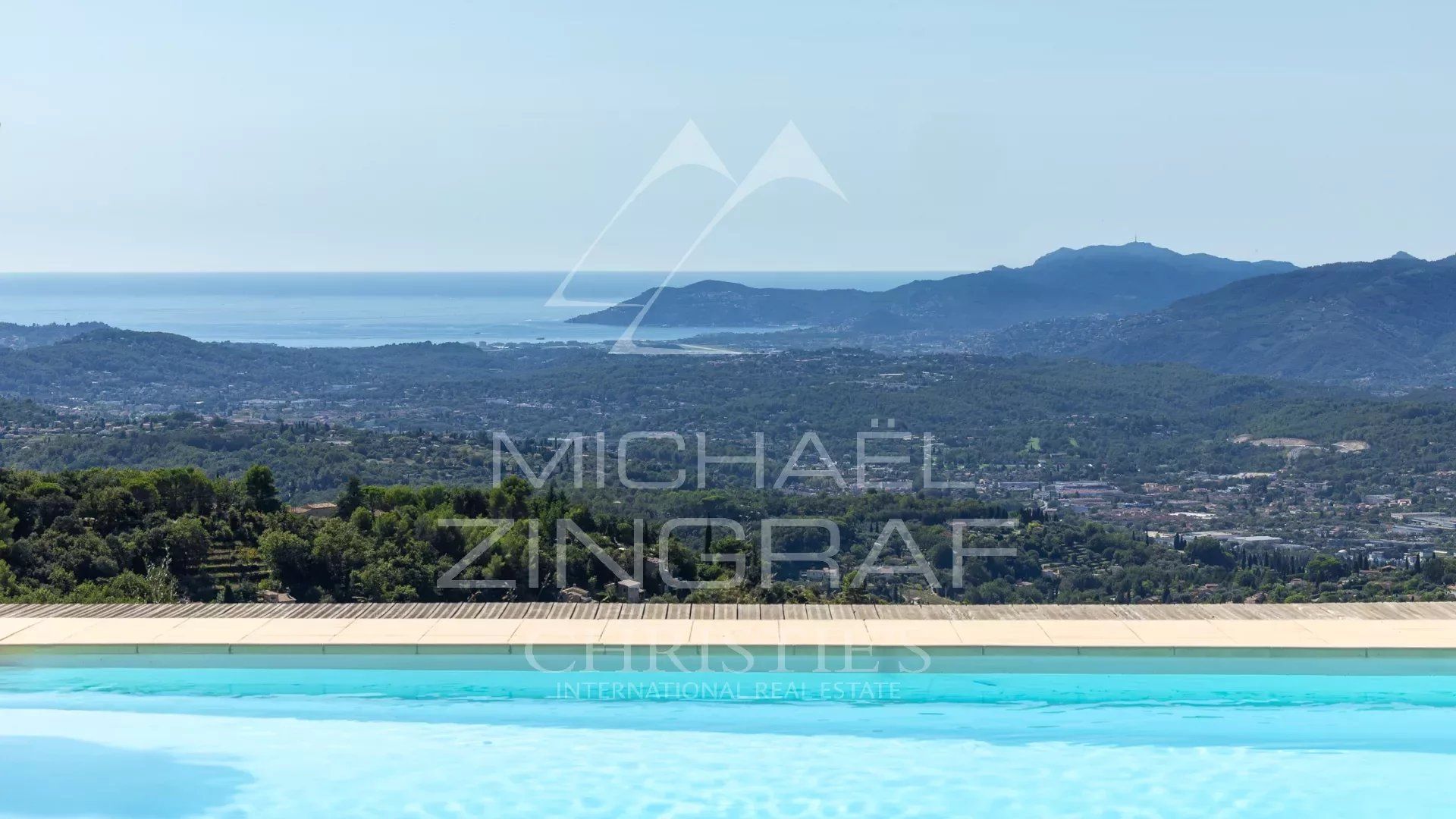 casa en Châteauneuf-Grasse, Provenza-Alpes-Costa Azul 12772258