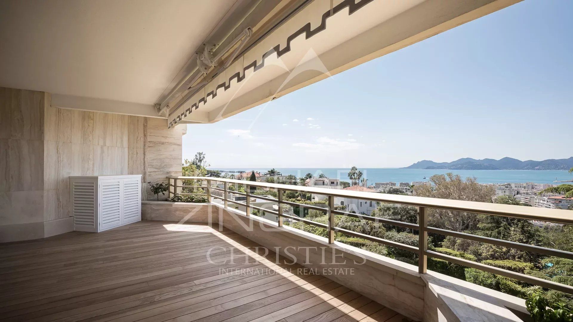 Kediaman dalam Cannes, Alpes-Maritimes 12772275