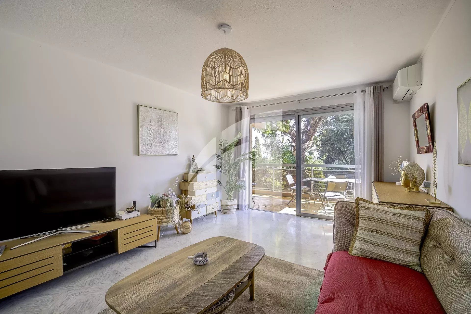 Condominium in Nice, Alpes-Maritimes 12772318