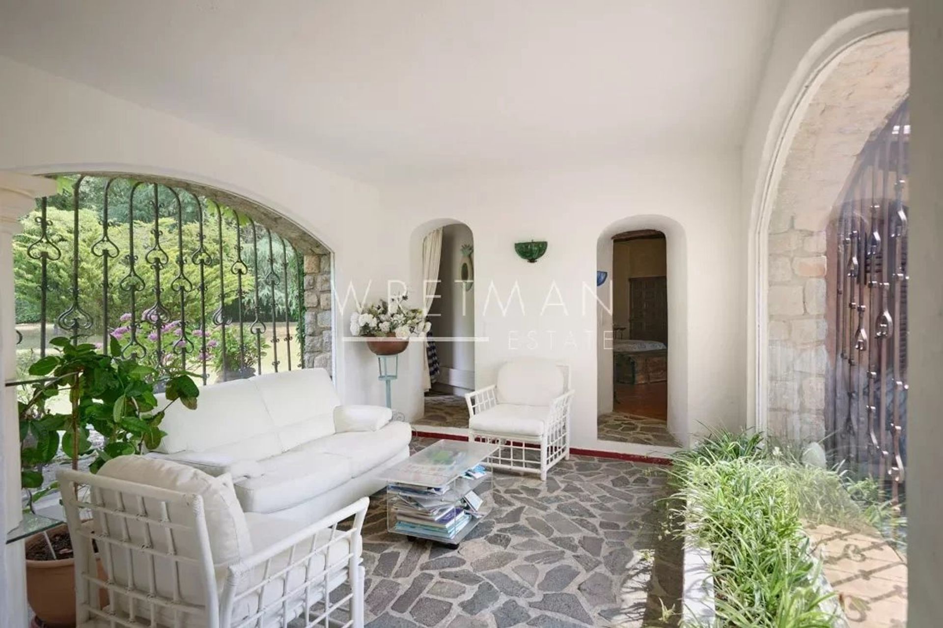 Casa nel Saint-Vallier-de-Thiey, Alpes-Maritimes 12772337