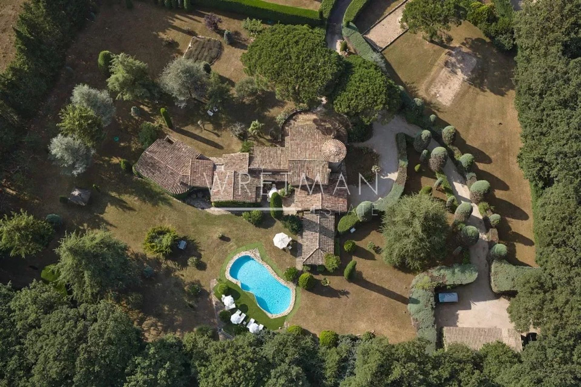 Casa nel Saint-Vallier-de-Thiey, Alpes-Maritimes 12772337