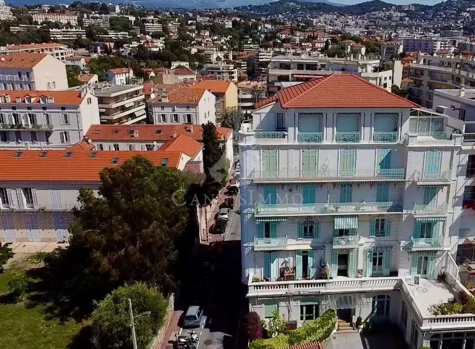 Condominium in Cannes, Alpes-Maritimes 12772430