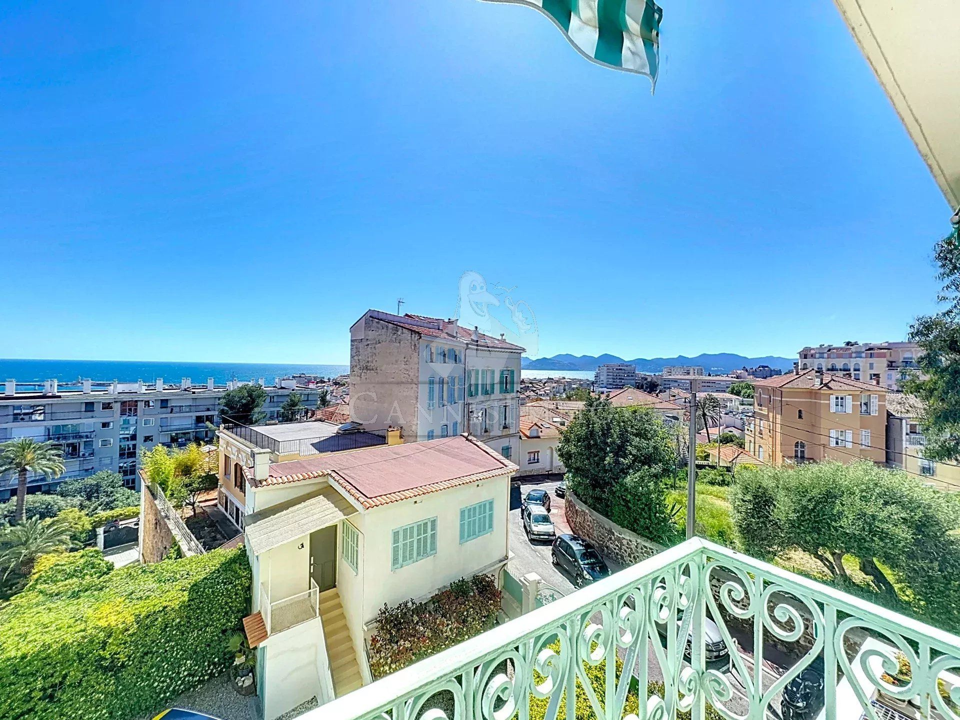 Residential in Cannes, Alpes-Maritimes 12772430