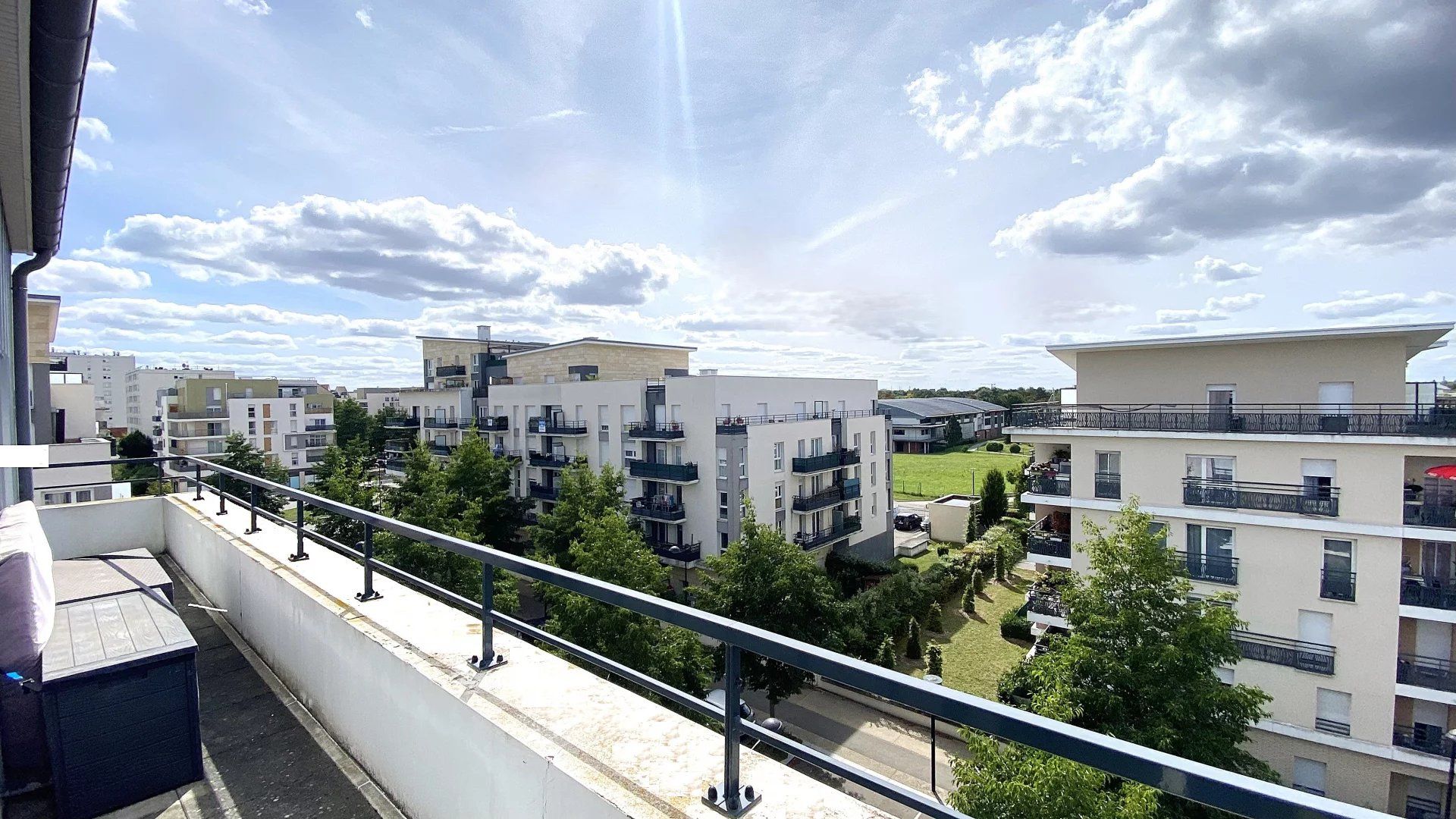 Condominio nel Trappes, Ile-de-France 12772434